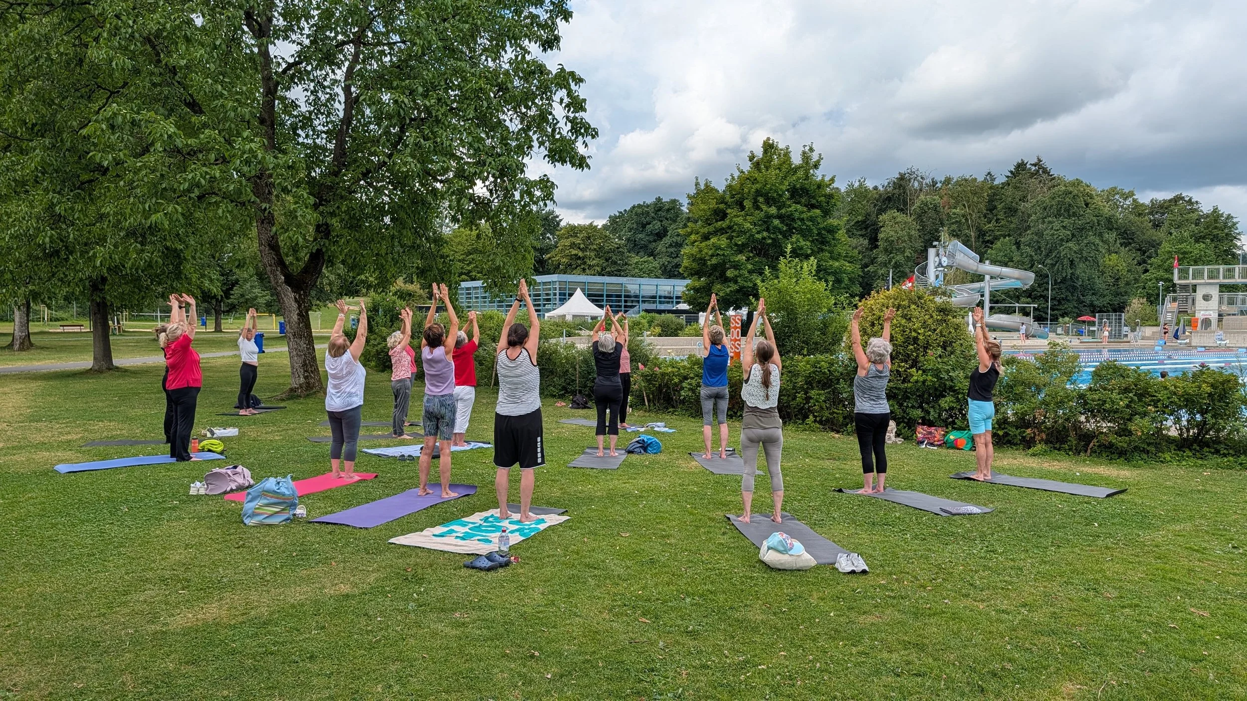 Erfolgreicher Start von «Yoga und Bewegung Ü55»