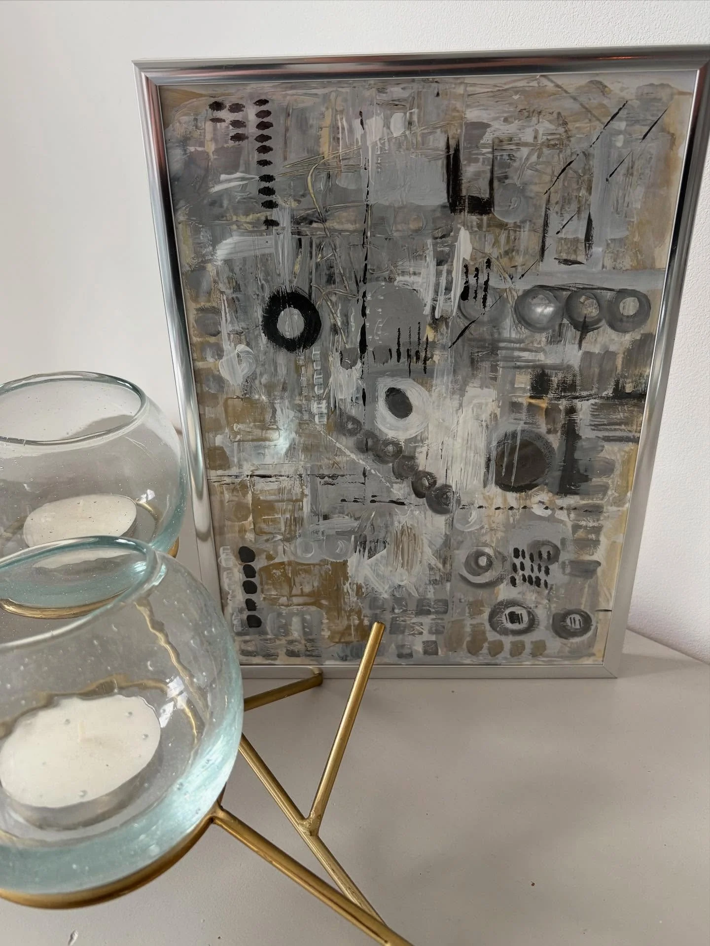 See more of my unique original Paintings and Prints on my website , link in my Bio. Thank you✨ 🤍💛🤎

#artfordecor #abstractart #uniquepainting #loveart #lovecreating #studioart #supportartists #new