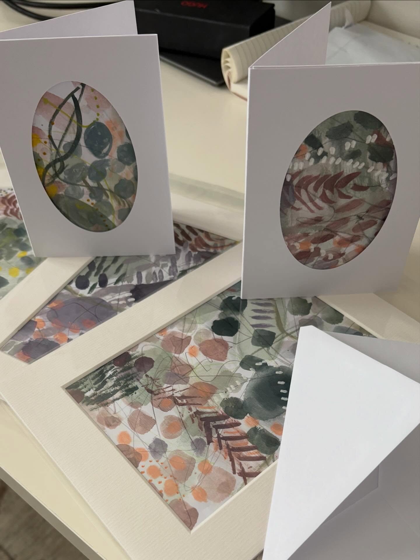 Turning &ldquo;oops&rdquo; into originals🤦🏼&zwj;♀️
I save the little sections of my paintings that I don&rsquo;t totally love as a whole, but have their own magic.✨
These are now mini art pieces and gift cards. 
🧡💚🤍🤎website link in Bio

#create