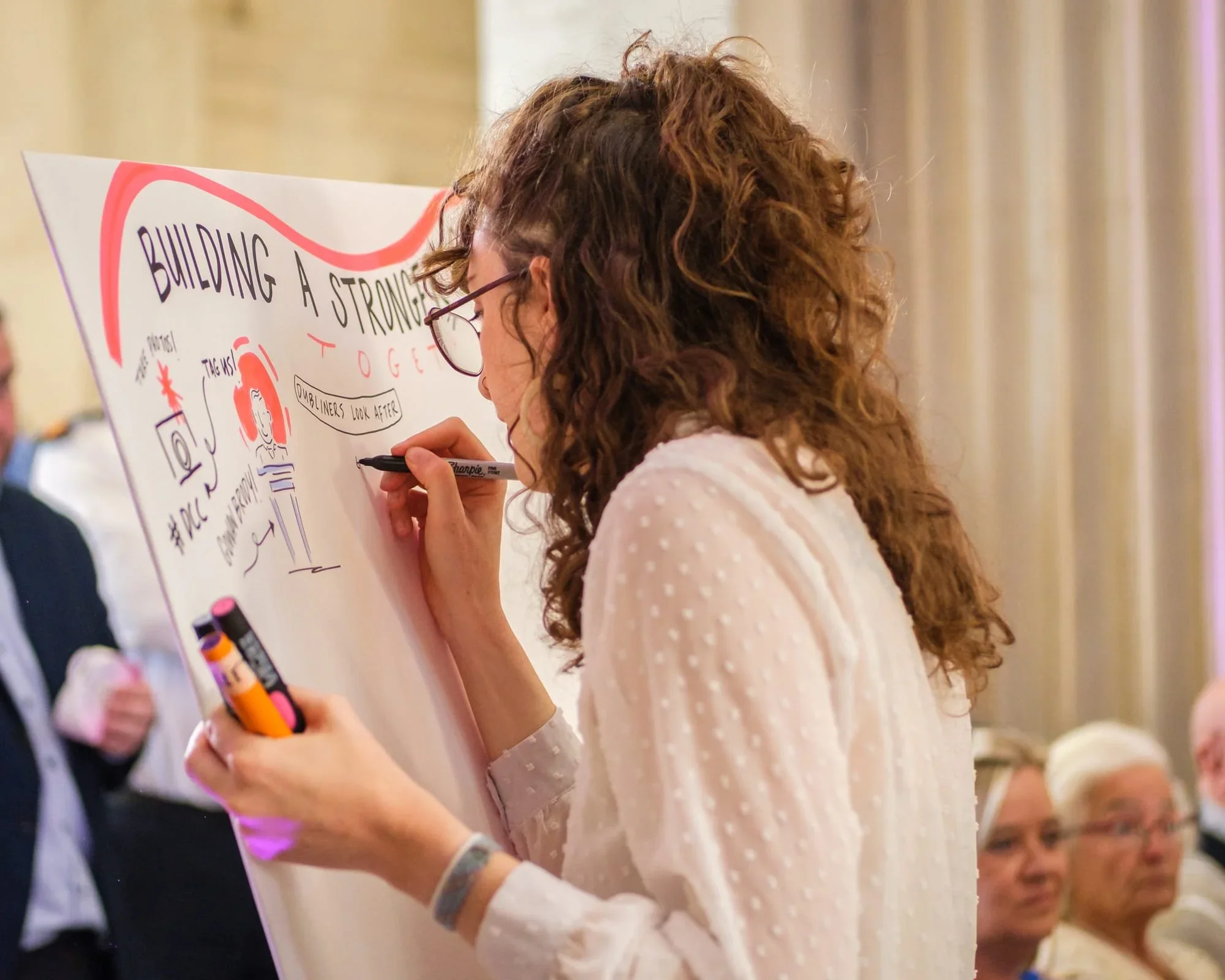 Leah O Donoghue Live Illustrator Limerick