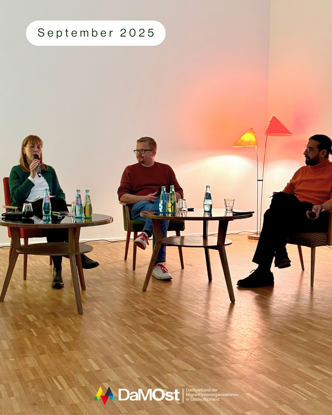 (Post-)migrantisches Jugendsofa