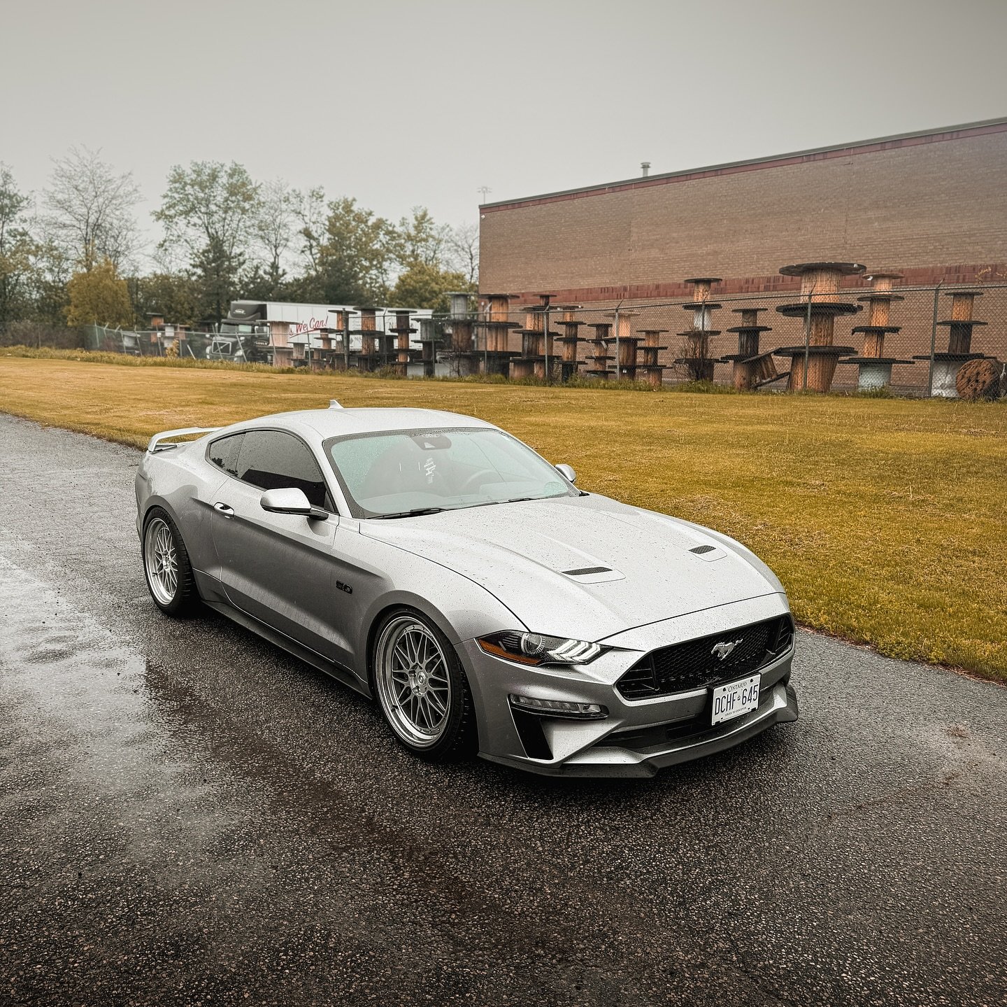 Check out the updates on our shop build &hellip; 

Roush Phase 2 Supercharger 
Kooks 4:2:1 Headers 
Kooks high flow cats
@kooksheaders 
Custom Exhaust 
@e6.forged Wheels 

Tuned by @bms.tuning 
700WHP .

Up next is Shorter Pulley and a bunch of other