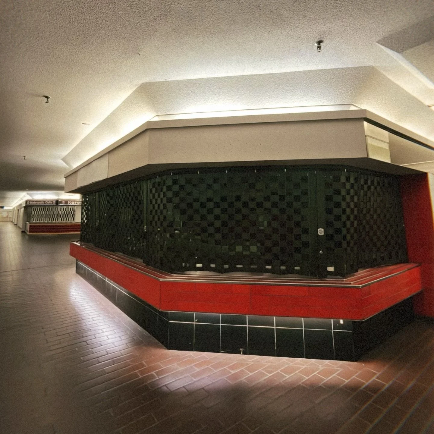 end of an era.
#liminal #cumberlandterrace #toronto