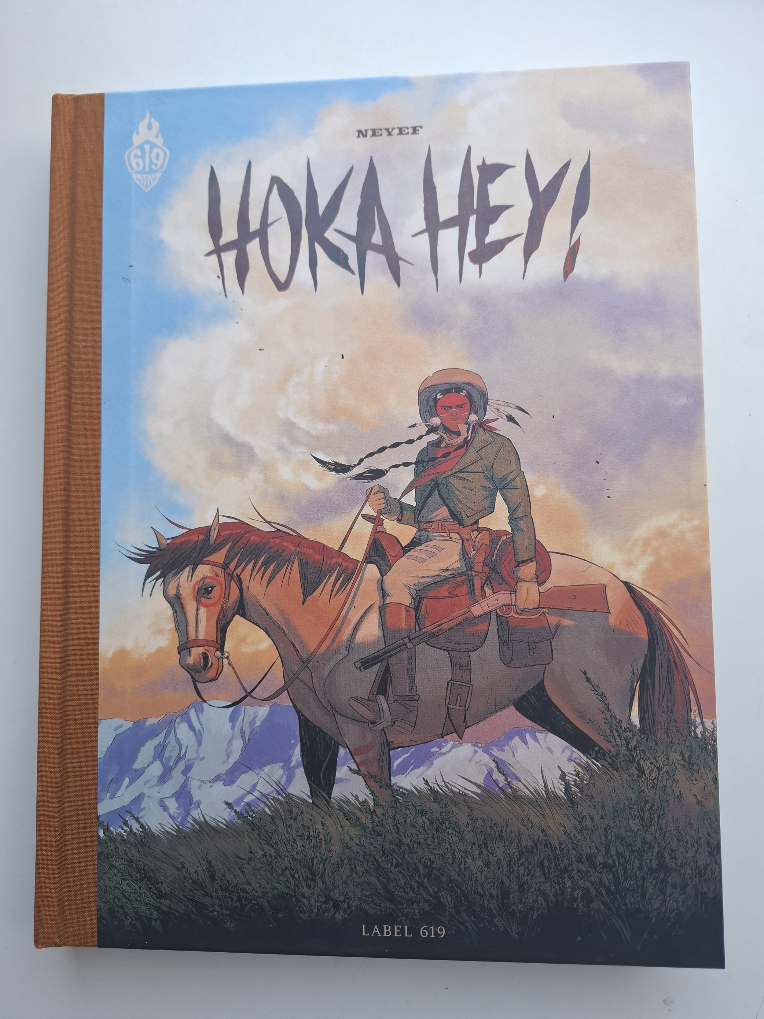 HOKA HEY HISTOIRE COMPLETE LABEL 619 REED