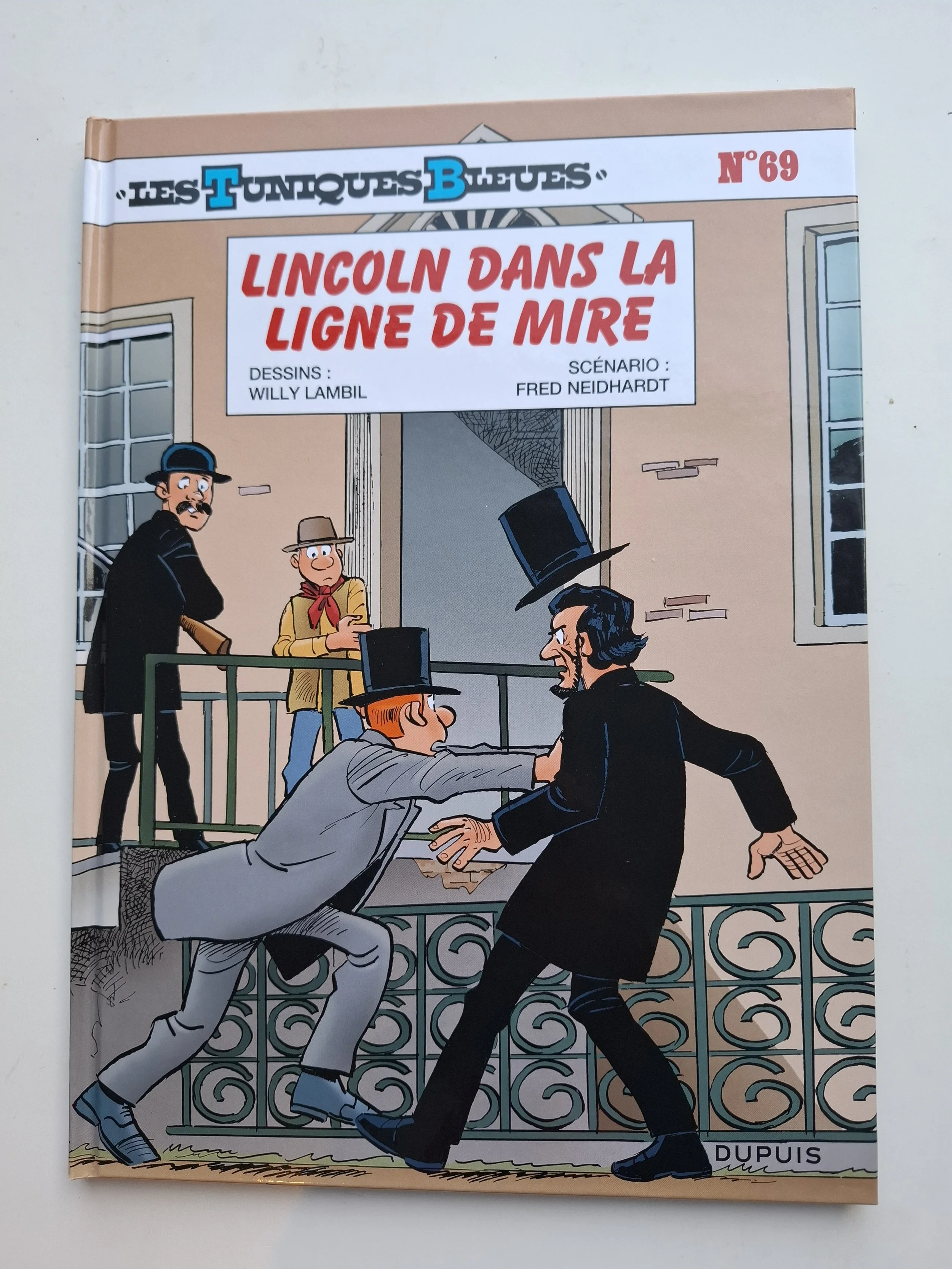 LES TUNIQUES BLEUES TOME 69 "LINCOLN DANS LA LIGNE DE MIRE" 10/2025