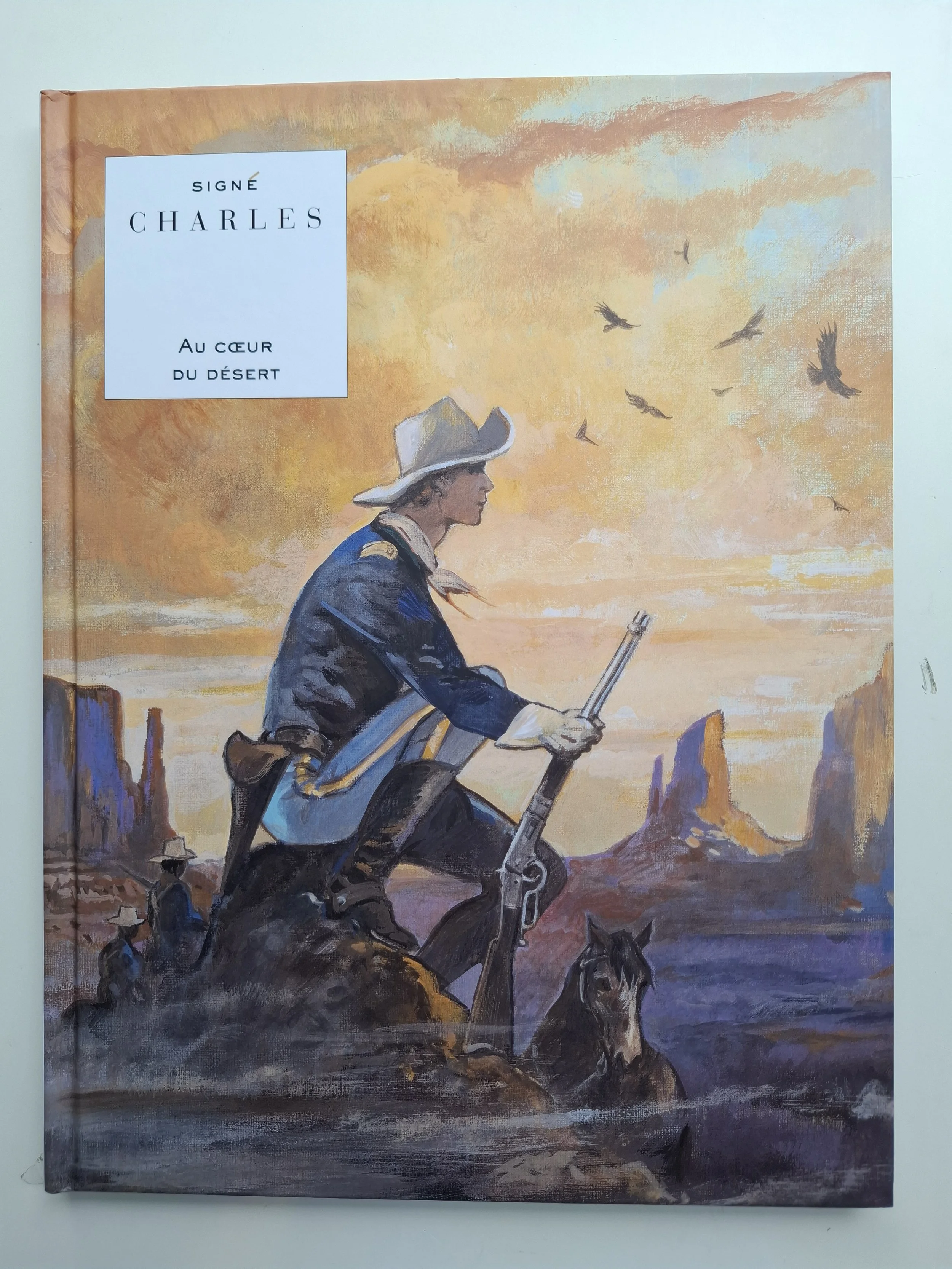 COLLECTION SIGNé AU COEUR DU DESERT CHARLES EO 2025