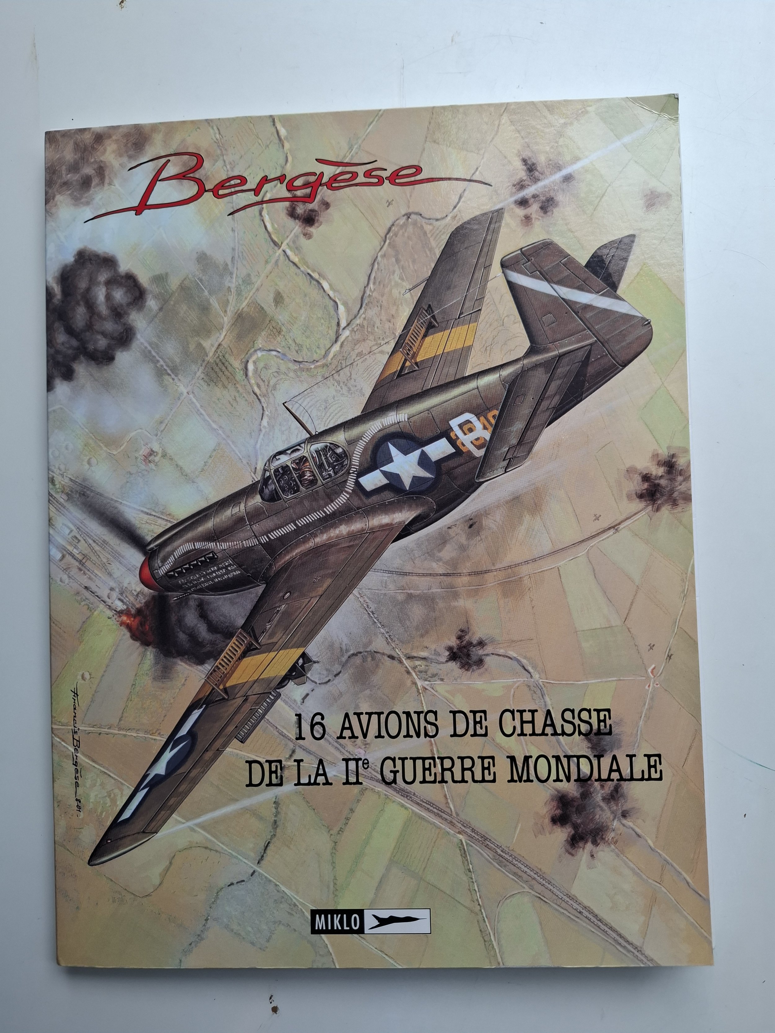 POTFOLIO BERGESE "16 AVIONS DE CHASSE DE LA 2EME GUERRE MONDIALE" COMPLET