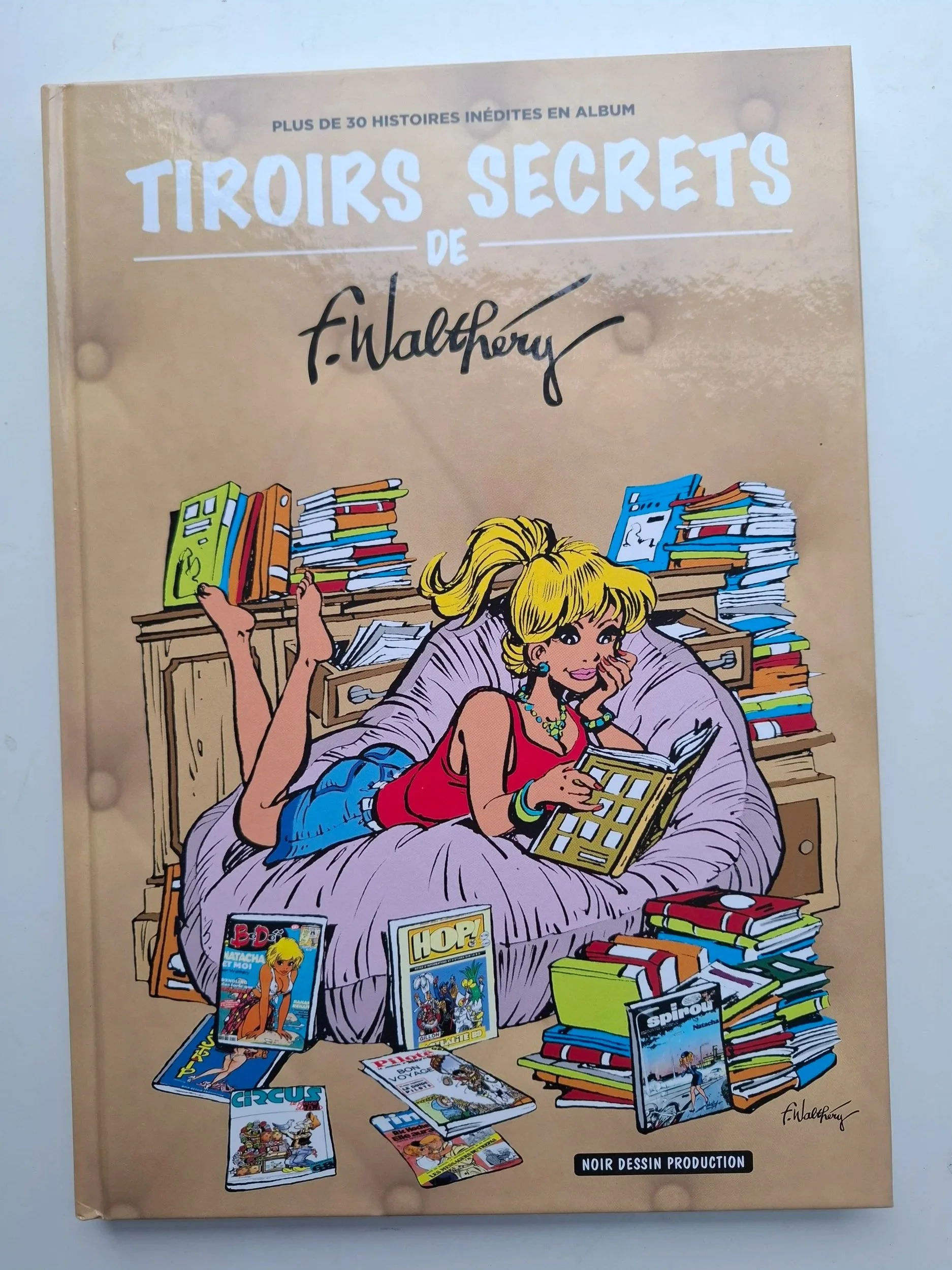 HORS SERIE "TIROIRS SECRETS" WALTHERY EO 2012