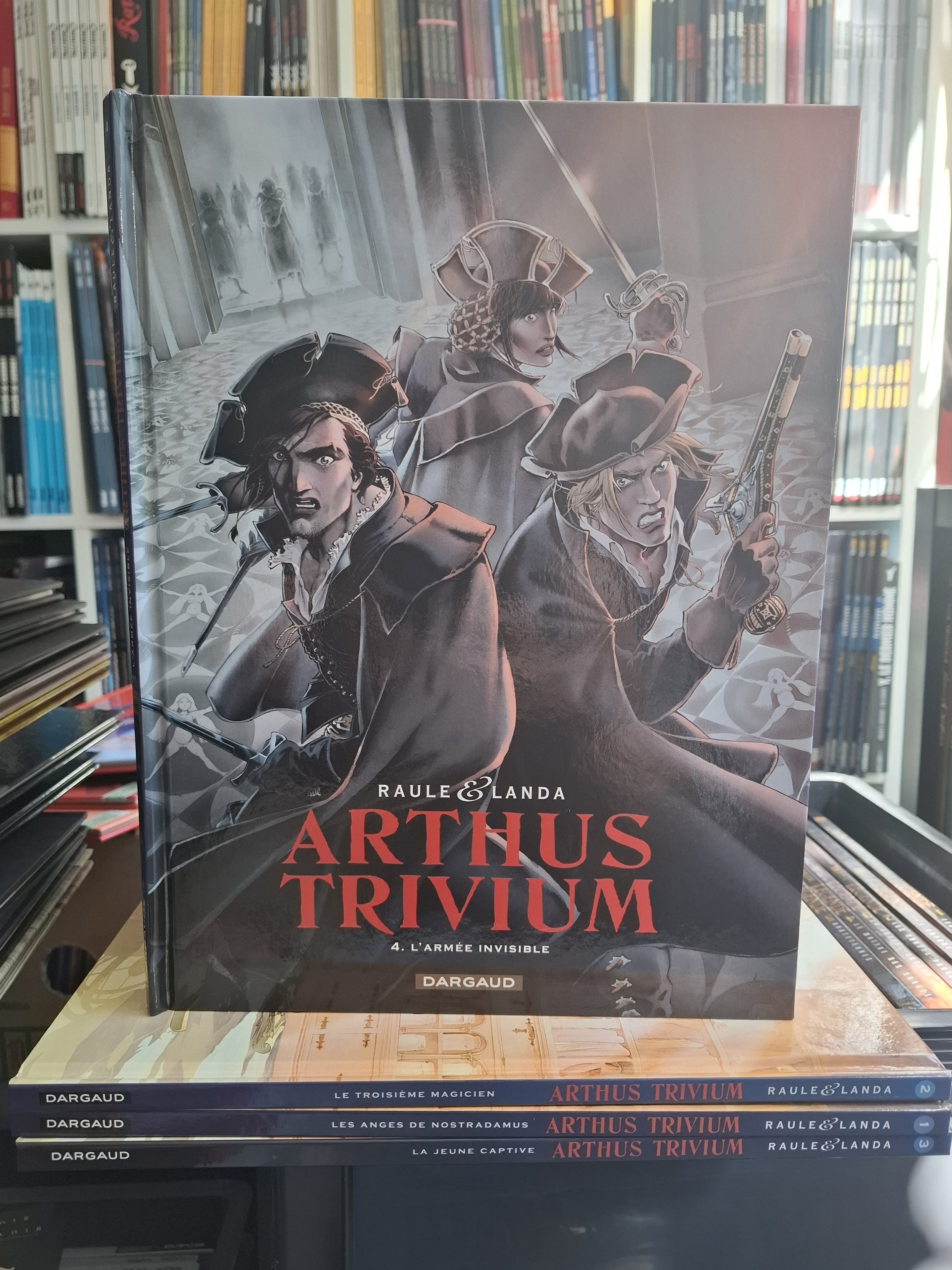 ARTHUS TRIVIUM TOMES 1 à 4 SERIE COMPLETE TOUS EO