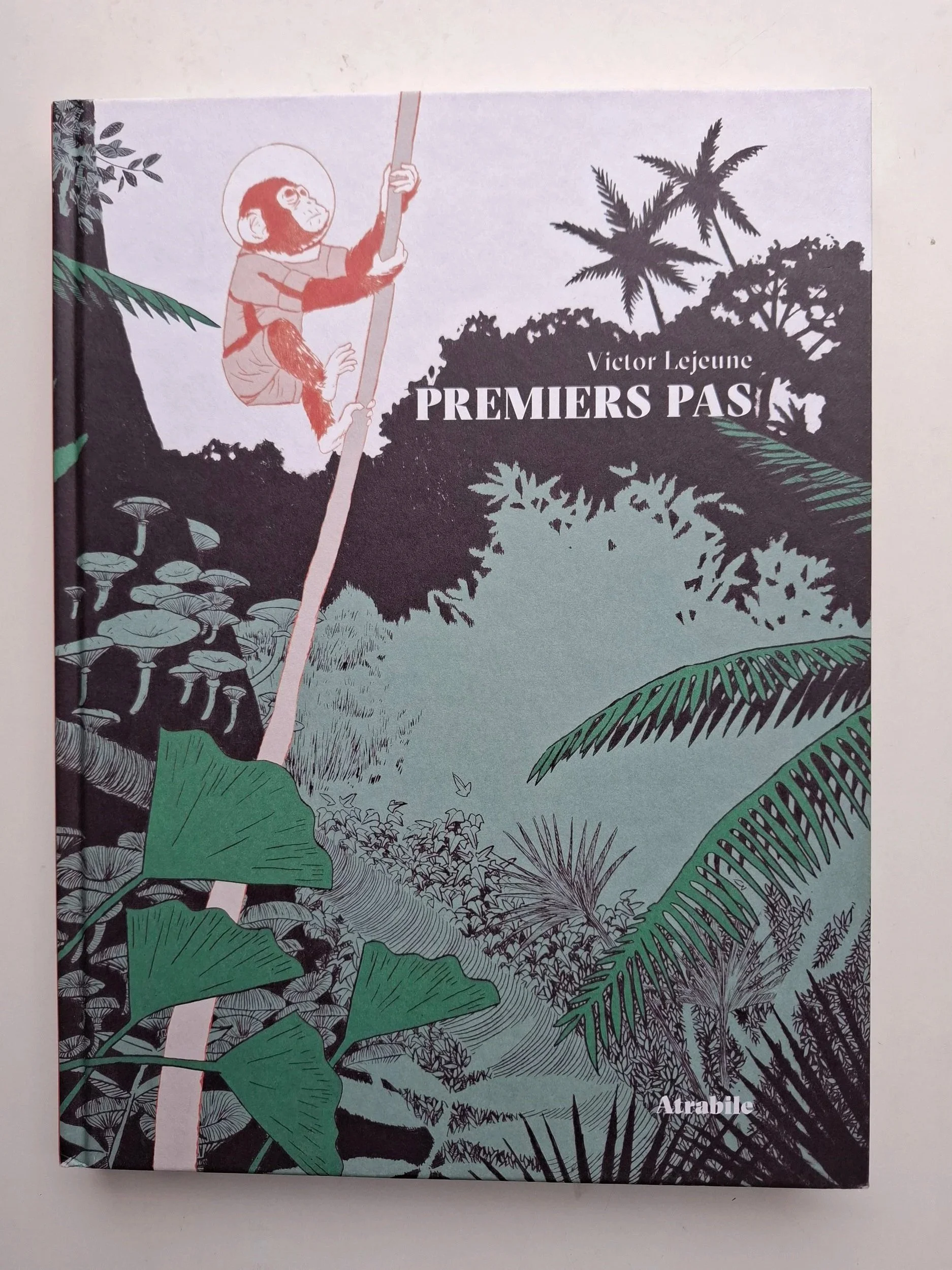 ONE SHOOT "PREMIERS PAS" victor lejeune reed