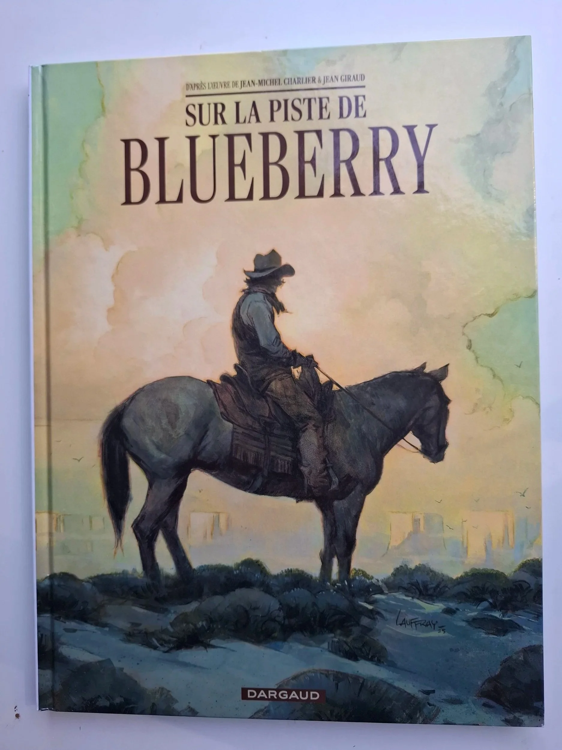 COLLECTIF SUR LA PISTE DE BLUEBERRY DARGAUD EO 11/2025