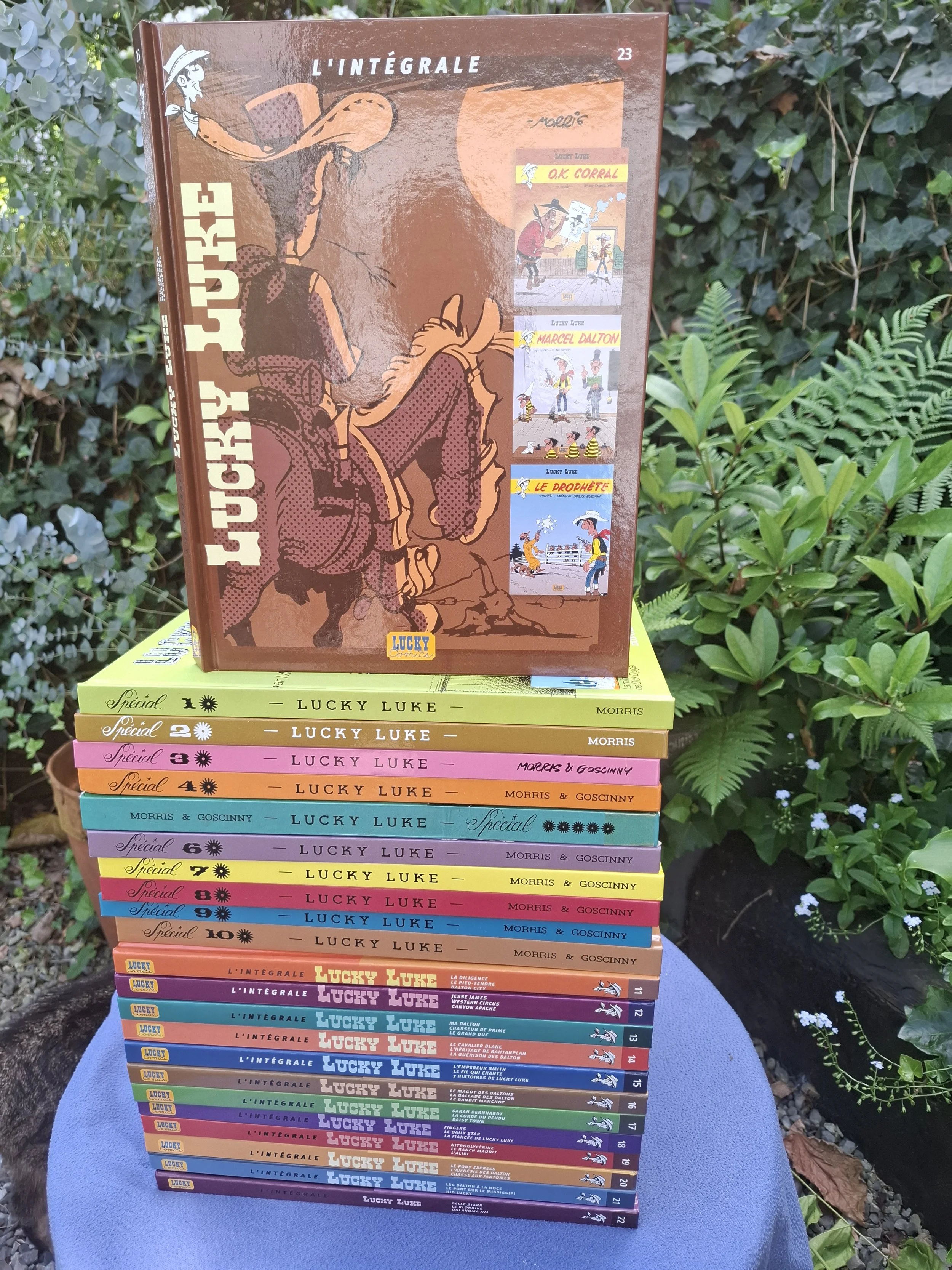 INTEGRALES LUCKY LUKE VOLUMES 1 à 23 DUPUIS DARGAUD TTBE