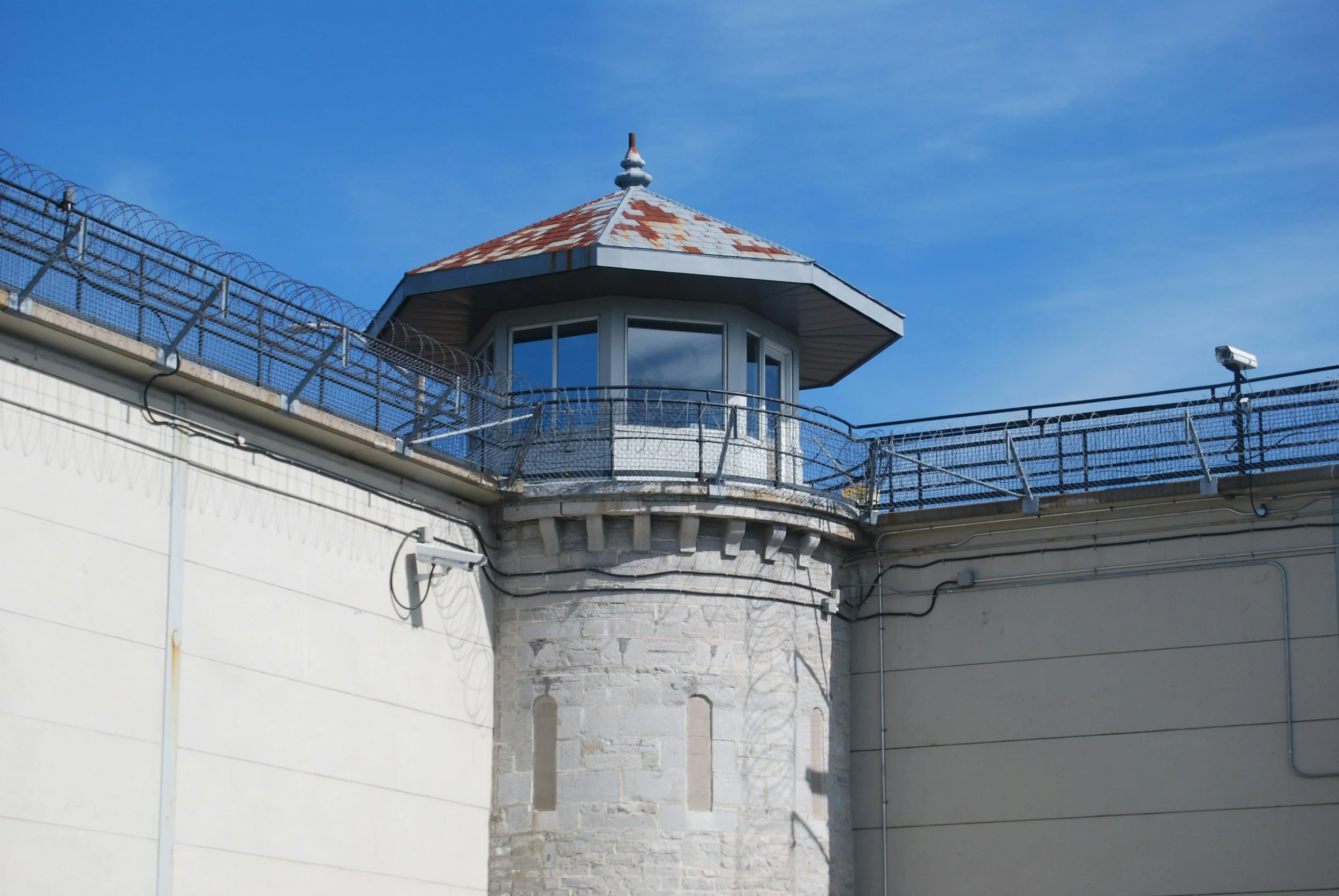 Novedades: expulsión de extranjeros irregulares en la UE condenados a prisión. Criterio del Abogado General del TJUE