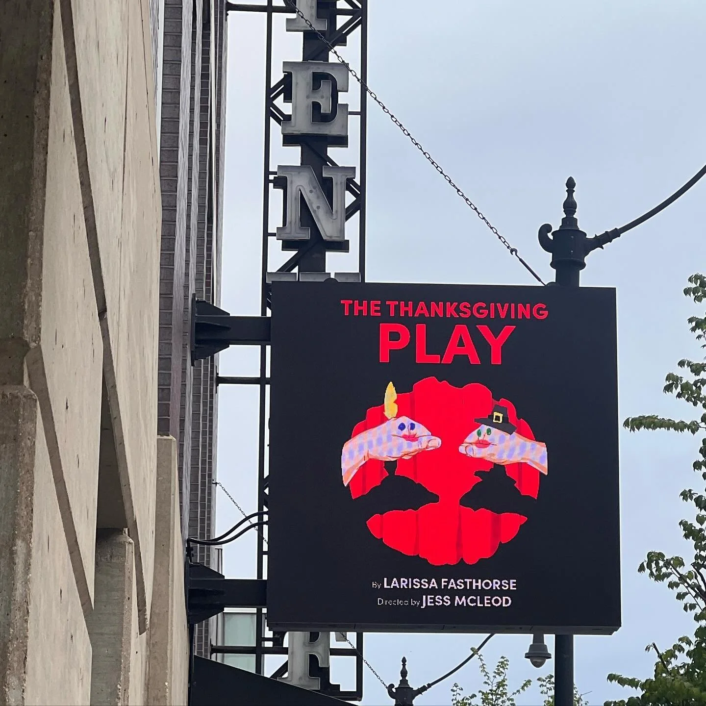 Happy opening to The Thanksgiving Play @steppenwolfthtr  It&rsquo;s been a blast to be on backstage crew again- shoutout out to @thenameemily for bringing me onto the crew last minute 🧡🍗🦃🍂🩸#therewillbeblood #goseeaplay