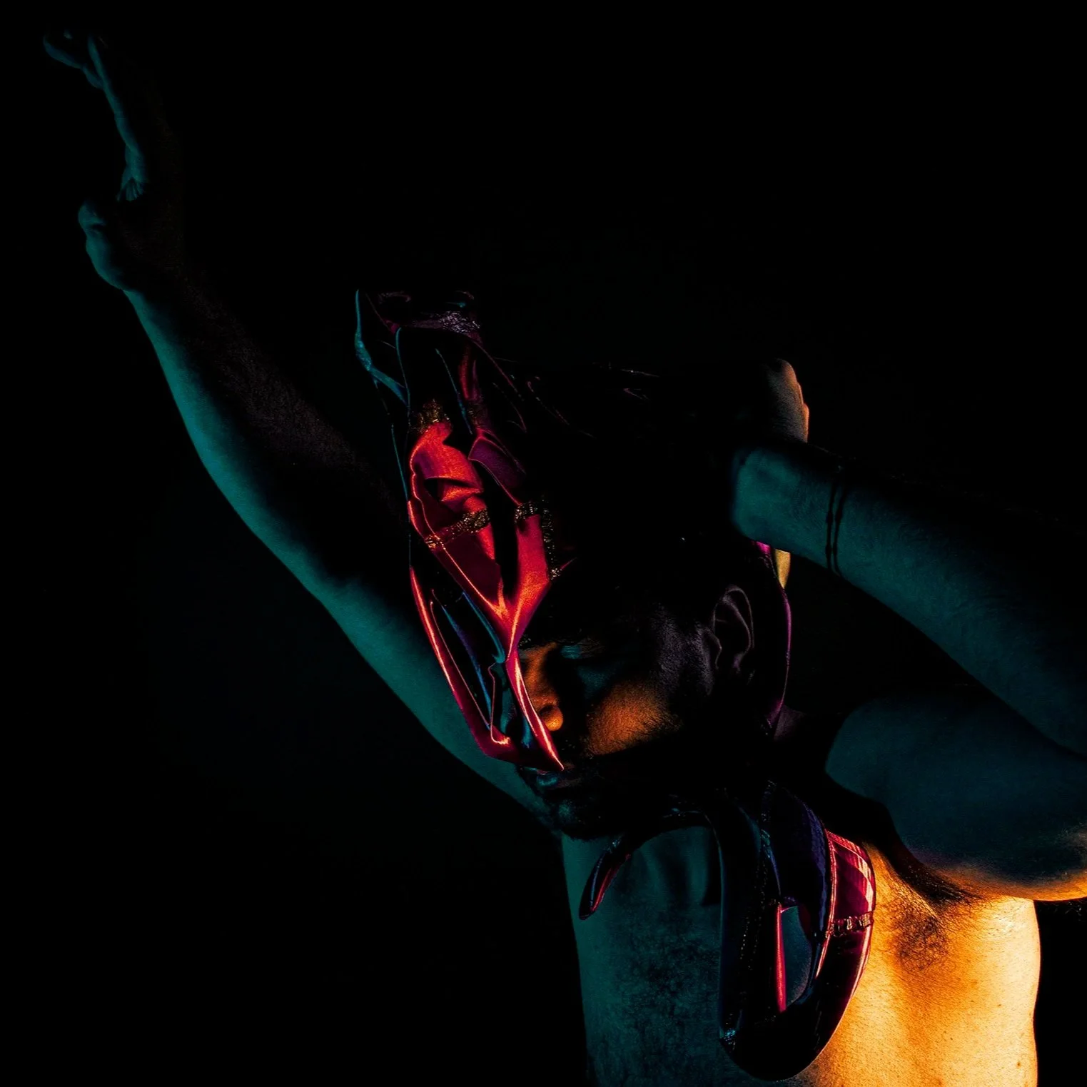 Jad_Extentions-Depression-Drowning_Photography-Sculpture_2023_Jad+Moura.jpg