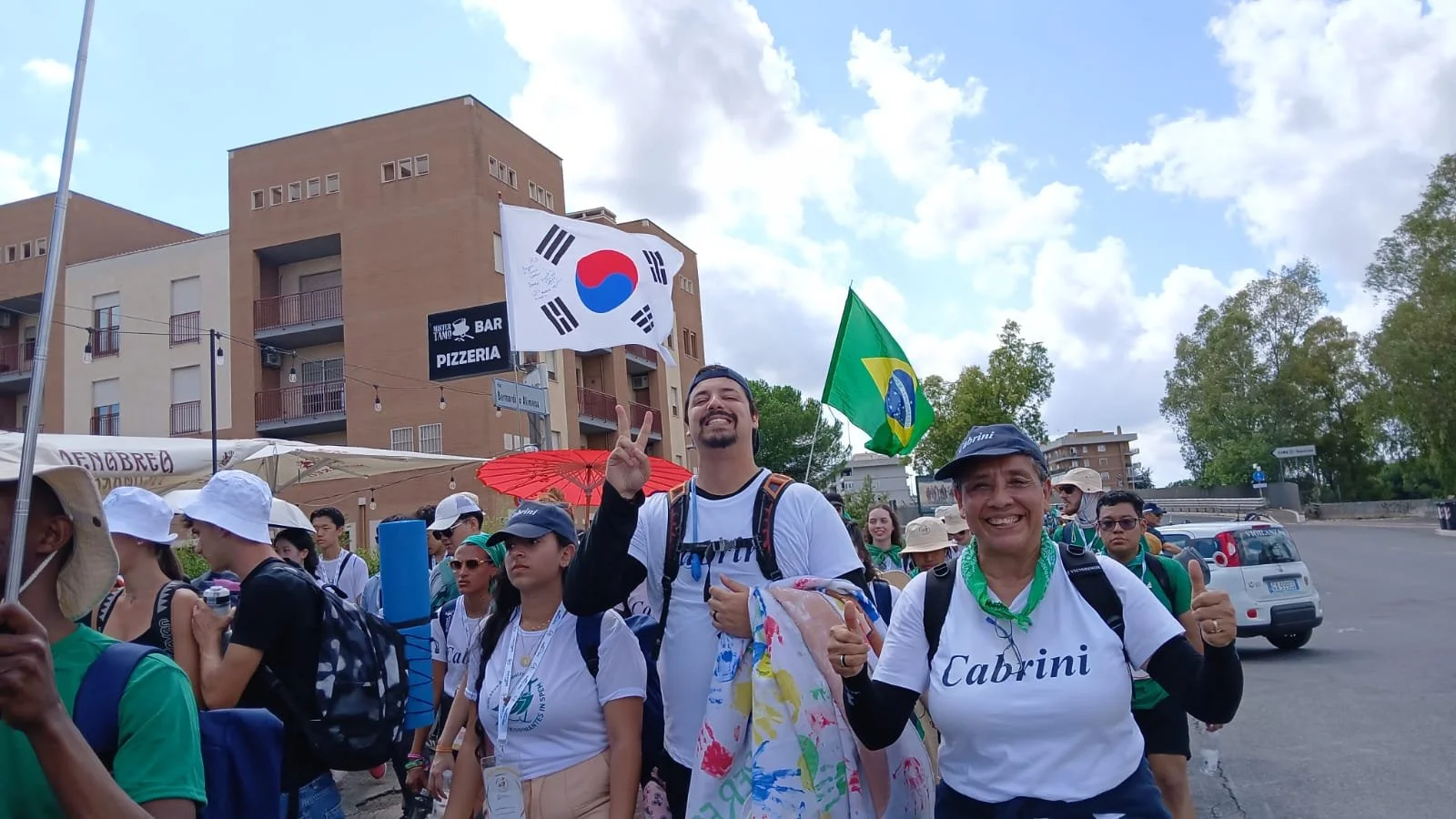 walking to tor vergata...jpeg