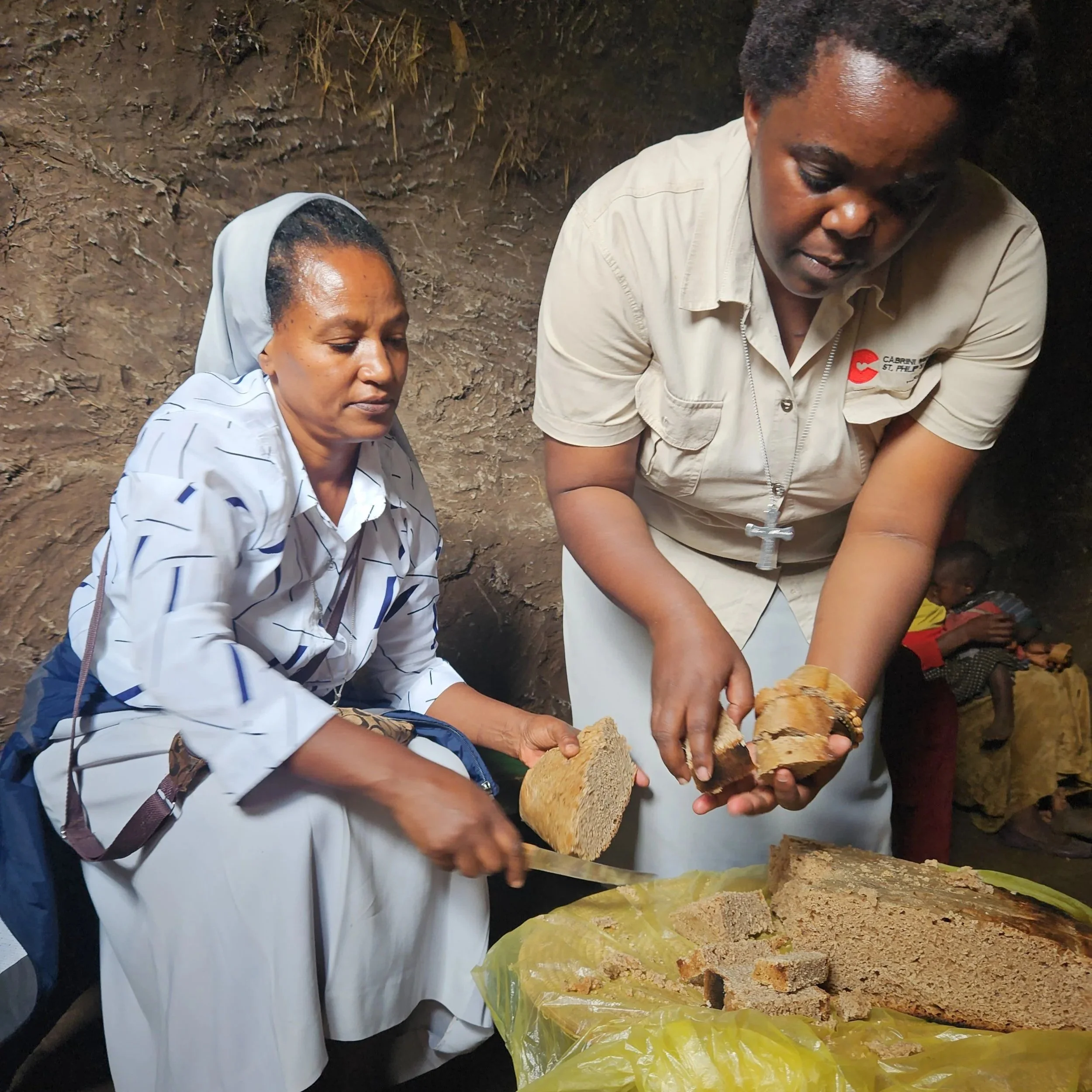 Sisters+distributing+bread.jpg