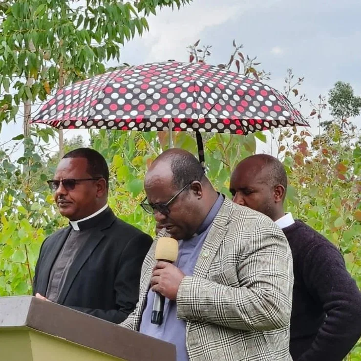 Fr. Gezeign Mancha