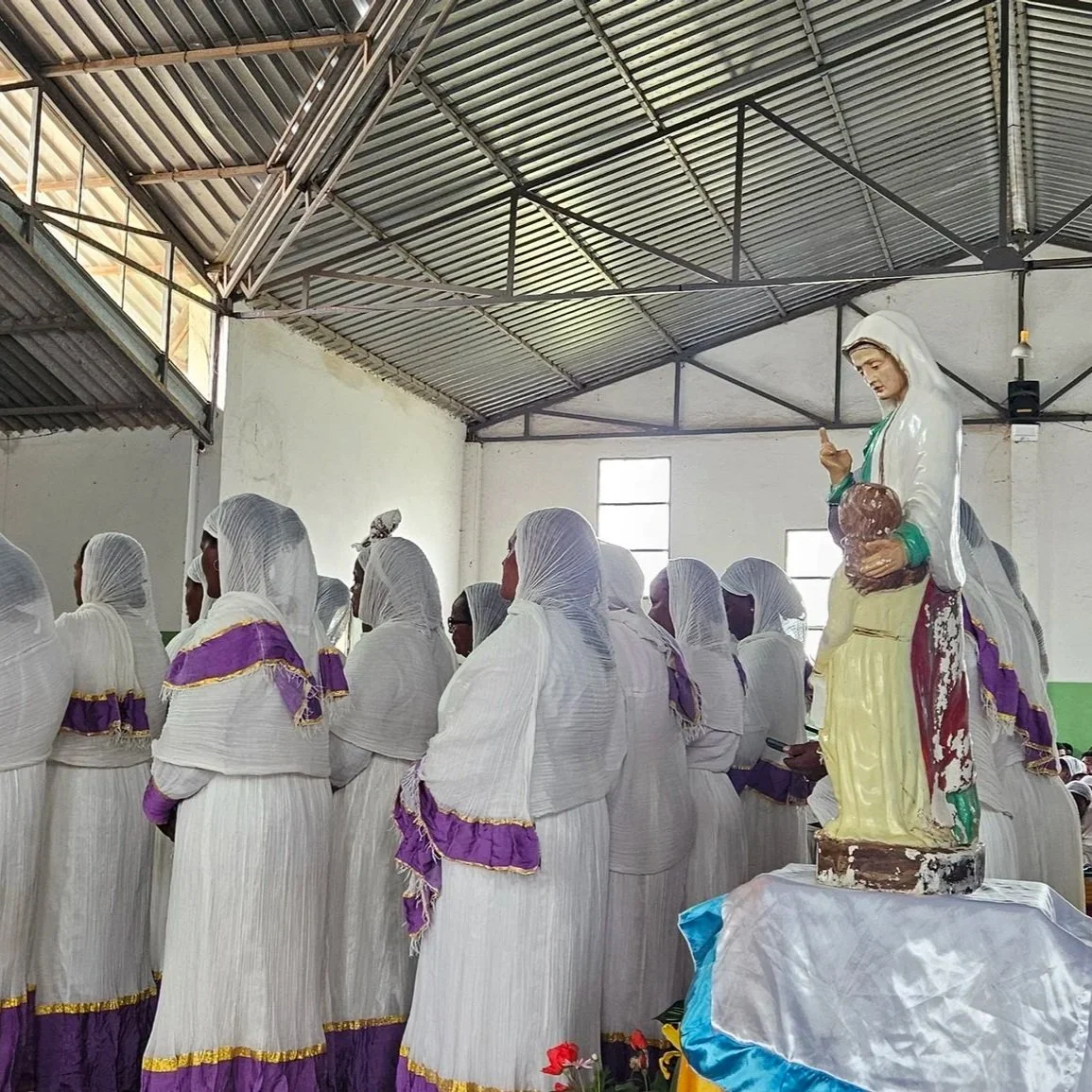 Women+choir+singing.jpg