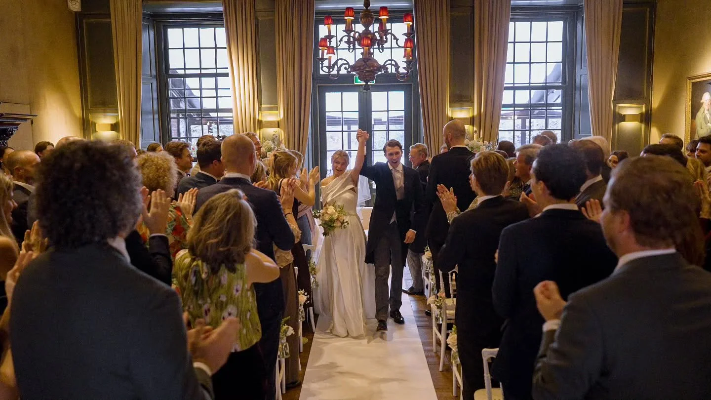 De afgelopen weken zaten we niet op Instagram, maar in verhalen. Website, brochures, laatste film van het jaar.

Soms moet je even verdwijnen om beter terug te komen. Dat doen we. 
De beste wensen allemaal en op naar een mooi jaar waar veel mooie bru