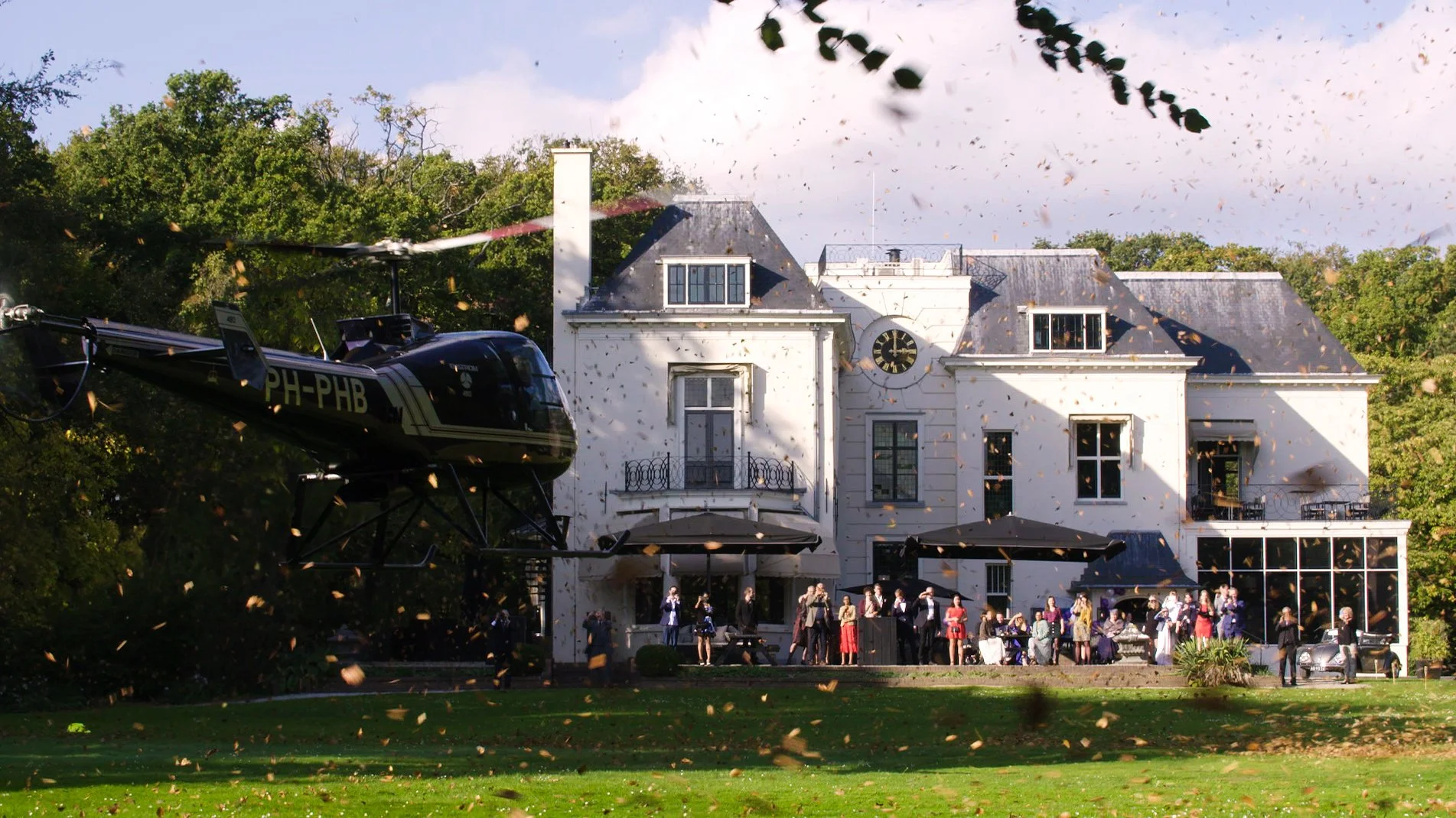 Helicopter bij Huis te Werve - Bruiloft door State of Dreaming