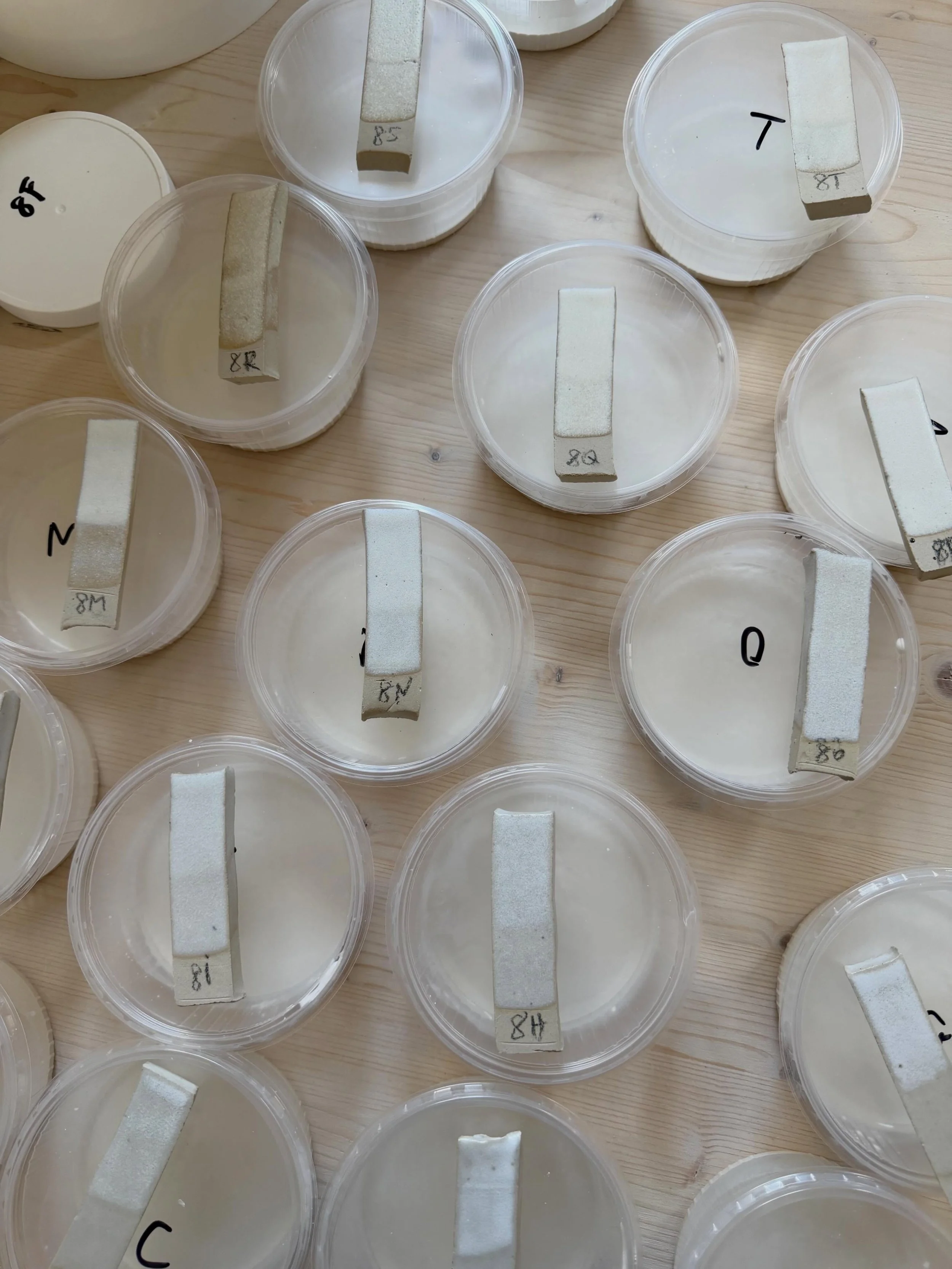 Diese Woche im Atelier. 
#abitofeverything #thisweek @maelia_ceramics