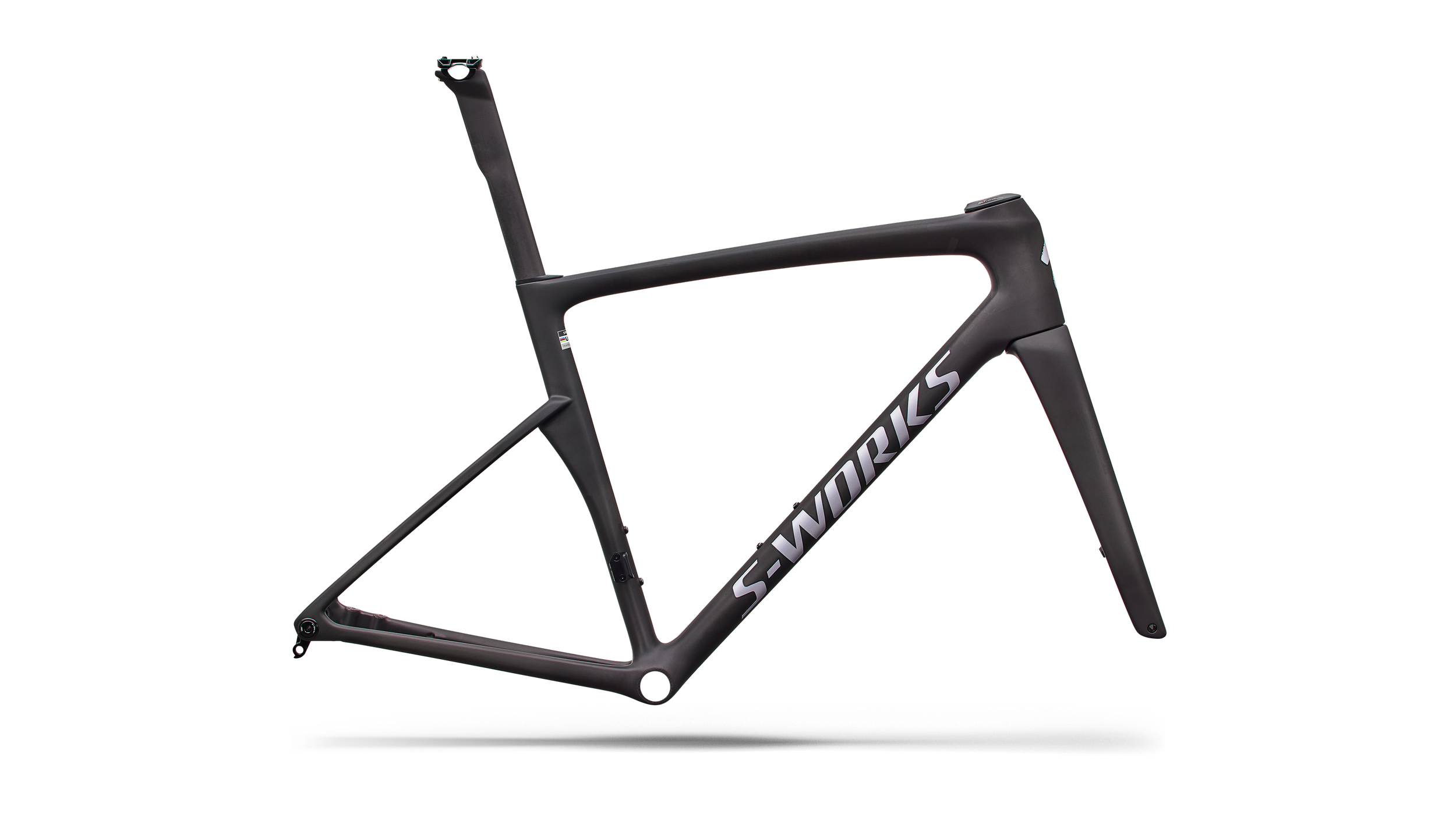 74927-15_TARMAC-SL9-SW-FRMSET-CARB-AMTHFRST_HERO-PDP.png