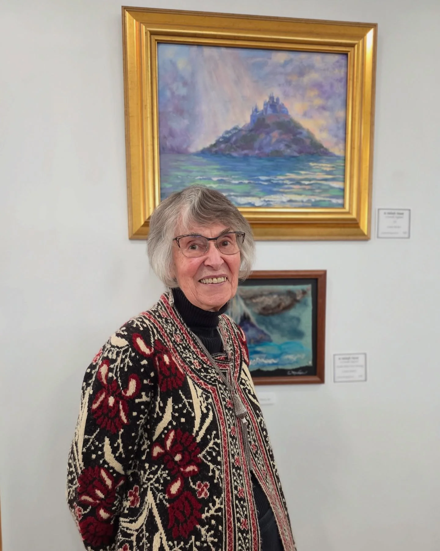 Thank you to everyone who made our double gallery reception a success! Echoes of the Earth &amp; artwork from CRCS 5th graders lives on the walls of 287 Main 🖼️

287 Main Art Gallery is open M-F from 9-4pm📍