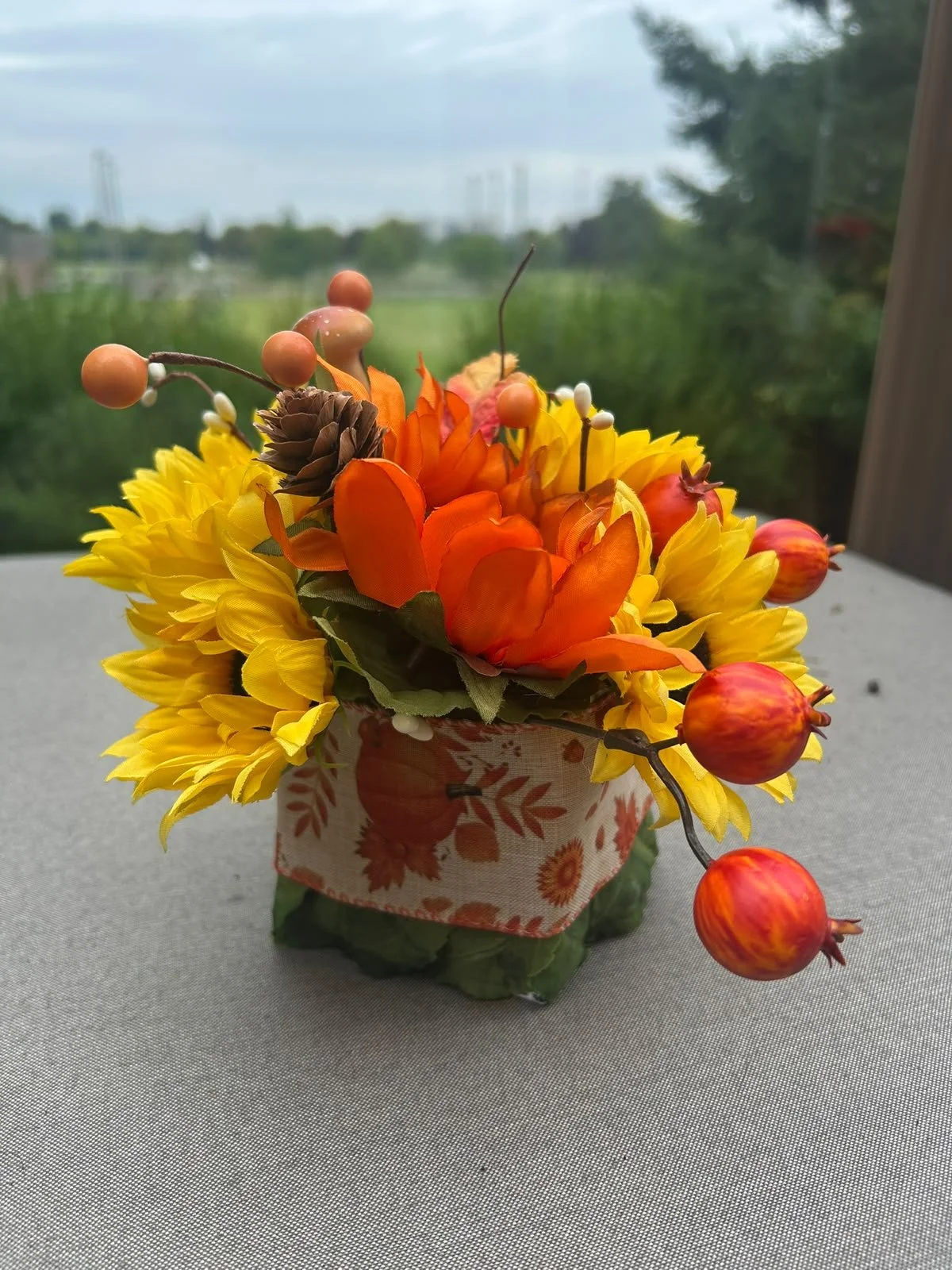 Fall flower arrangement