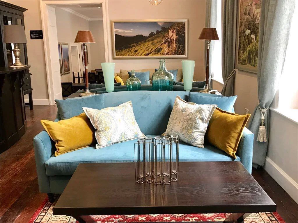 Mantis St Helena Lounge.jpg