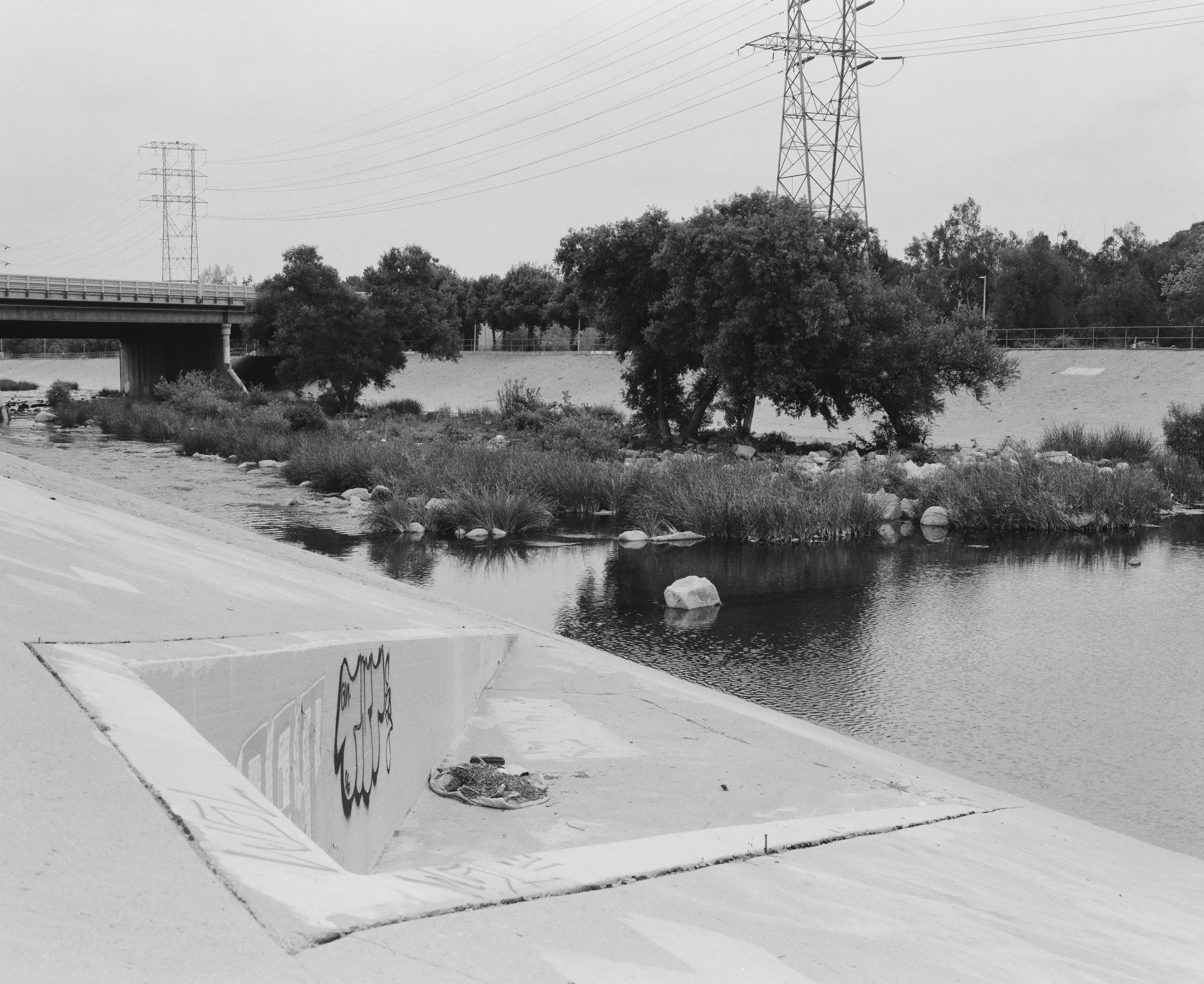 242-1-03.jpg