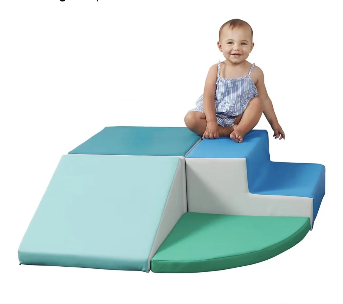 Crawling + climbing -  strong baby
