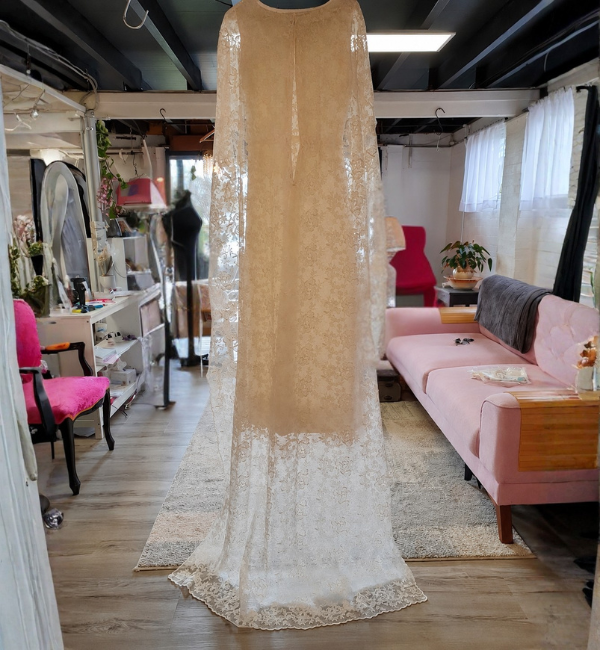 Kate's grandmother's gown: a 1950s Capri silk reconstruction