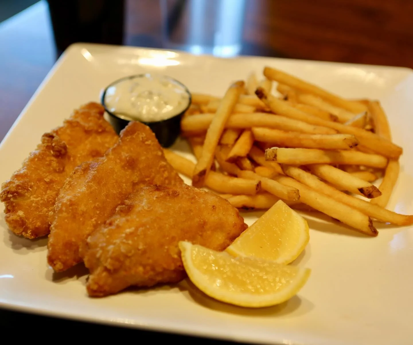 Come on into Merll&rsquo;s and grab your favorite special today!🐟🍟
Plus, we&rsquo;ve got Iowa Women&rsquo;s TONIGHT at 5:30pm playing in the Big 10 Tournament, you don&rsquo;t want to miss it🏀

#merllspubpatio #fishandchips #fishfriday #big10tourn
