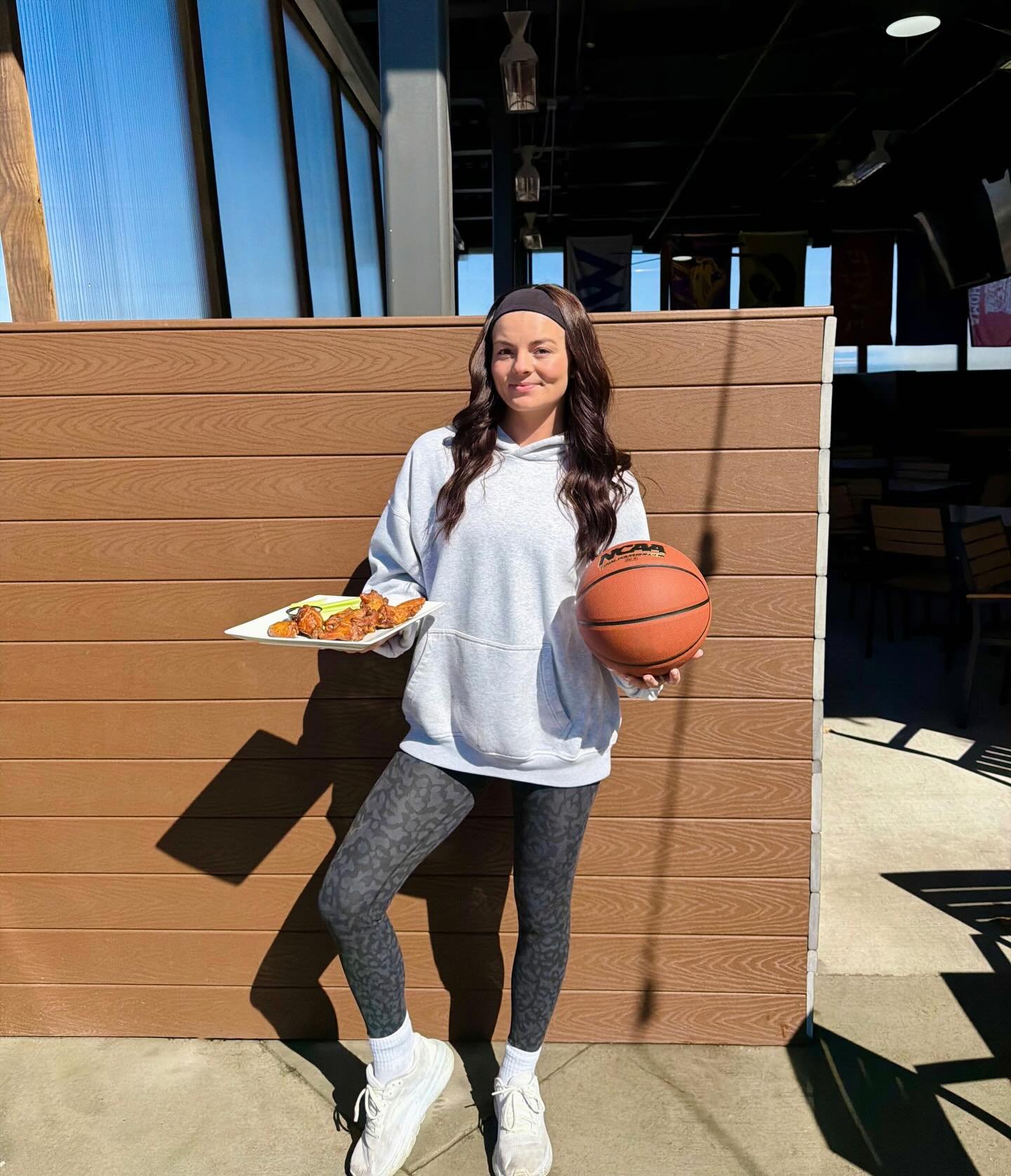 It&rsquo;s Hawkeye Gameday!🤩🟡⚫️
We&rsquo;ve got Iowa taking on Nebraska at 6:30pm today, and it&rsquo;s a game you cannot miss🏀
Plus, we&rsquo;ve got beer &amp; seltzer bucket specials, perfect for your whole group!🍺
Come back and join us again t