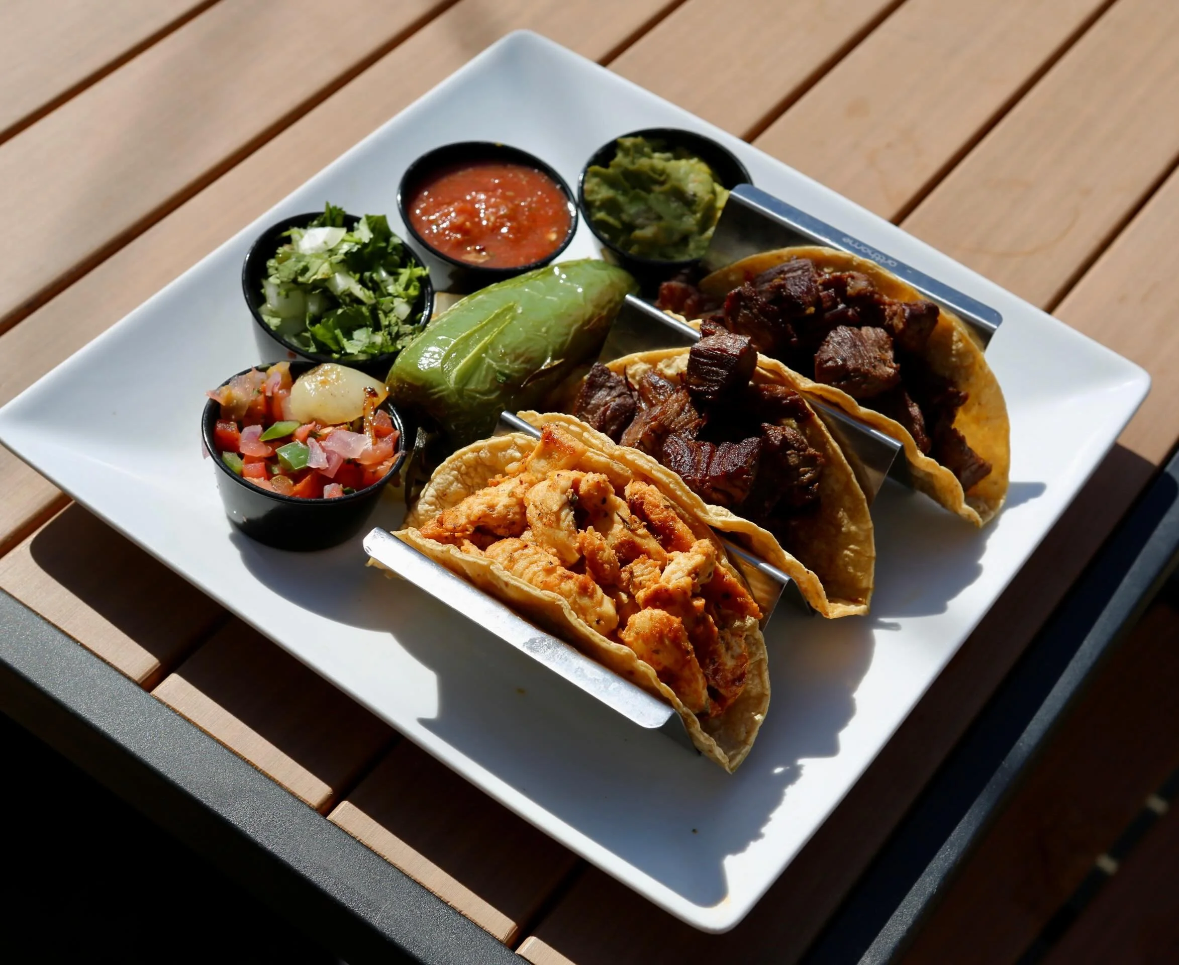 Taco &lsquo;bout the perfect meal today!🤩☀️
Head on over to Merll&rsquo;s for Taco Wednesday🌮

#merlls #merllspubpatio #tacowednesday #foodspecial #waukeeiowa