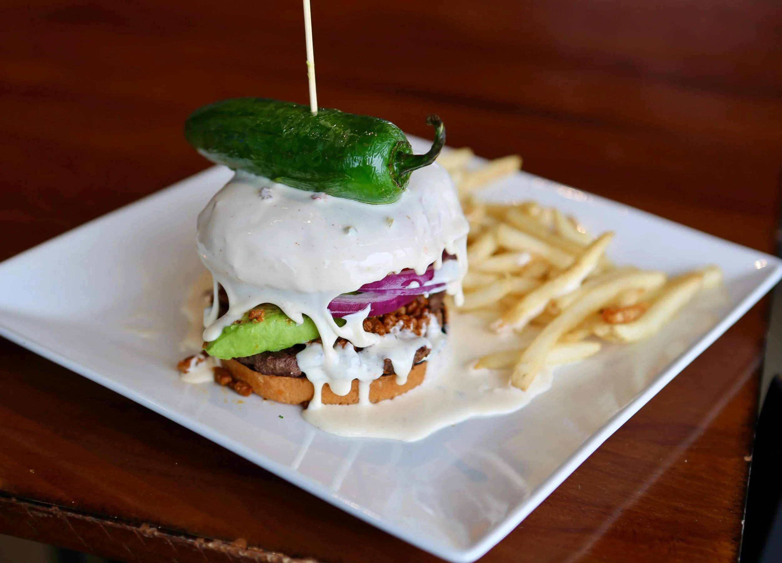 Do you know what&rsquo;s even better than grabbing something delicious to eat at Merll&rsquo;s tonight? Doing it while there&rsquo;s amazing LIVE MUSIC going on🤩🍔🎶
We&rsquo;ve got Joshua Sinclair tonight at 6pm! We&rsquo;ll see you soon!

#merllsp