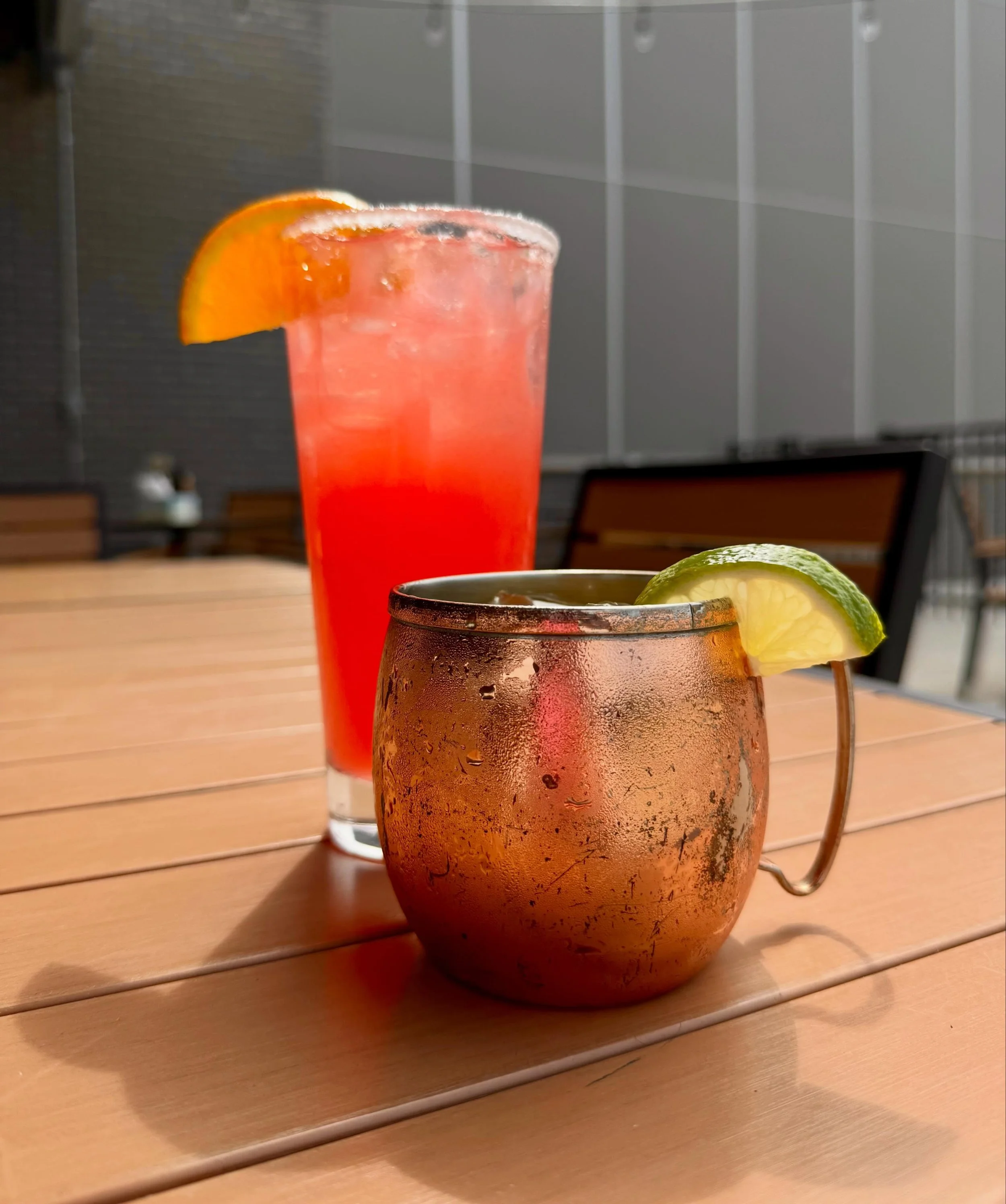 Your Tuesday night menu:
🍊Island Mule, mule with pinnacle whipped vodka, orange juice, and ginger beer
👙Tini Bikini, martini with Malibu, vodka, pineapple juice, and grenadine
🏝️Love On The Beach, fruit smash with pineapple rum, lemonade, and stra