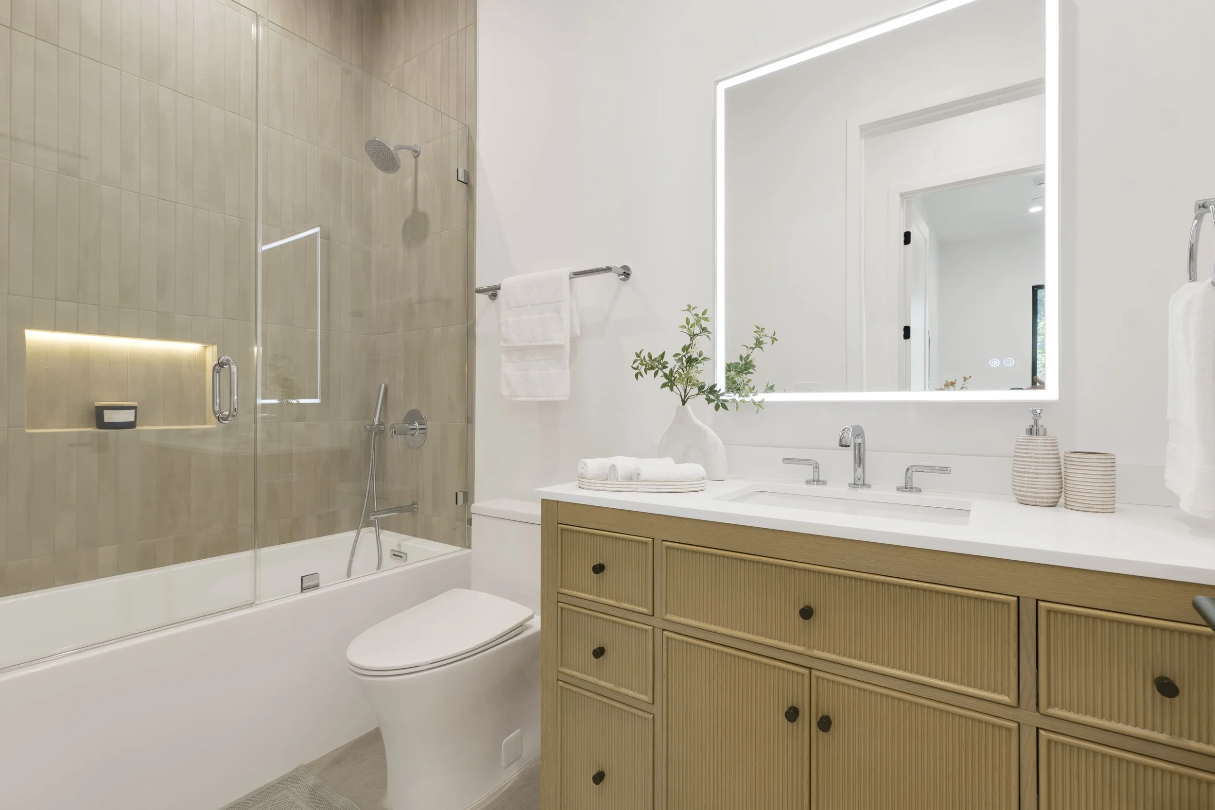 5814 Graves Ave, Encino -HsHProd-29.jpg