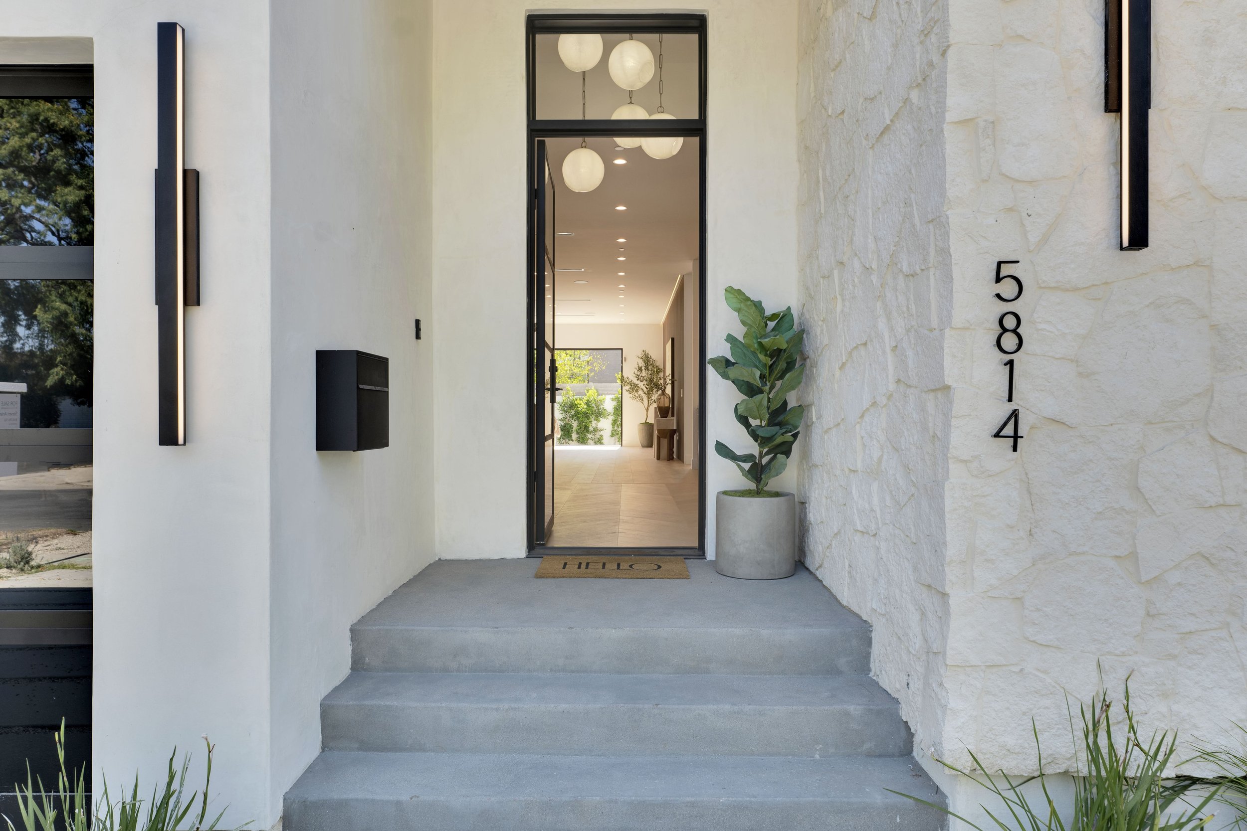 5814 Graves Ave, Encino -HsHProd-62.jpg