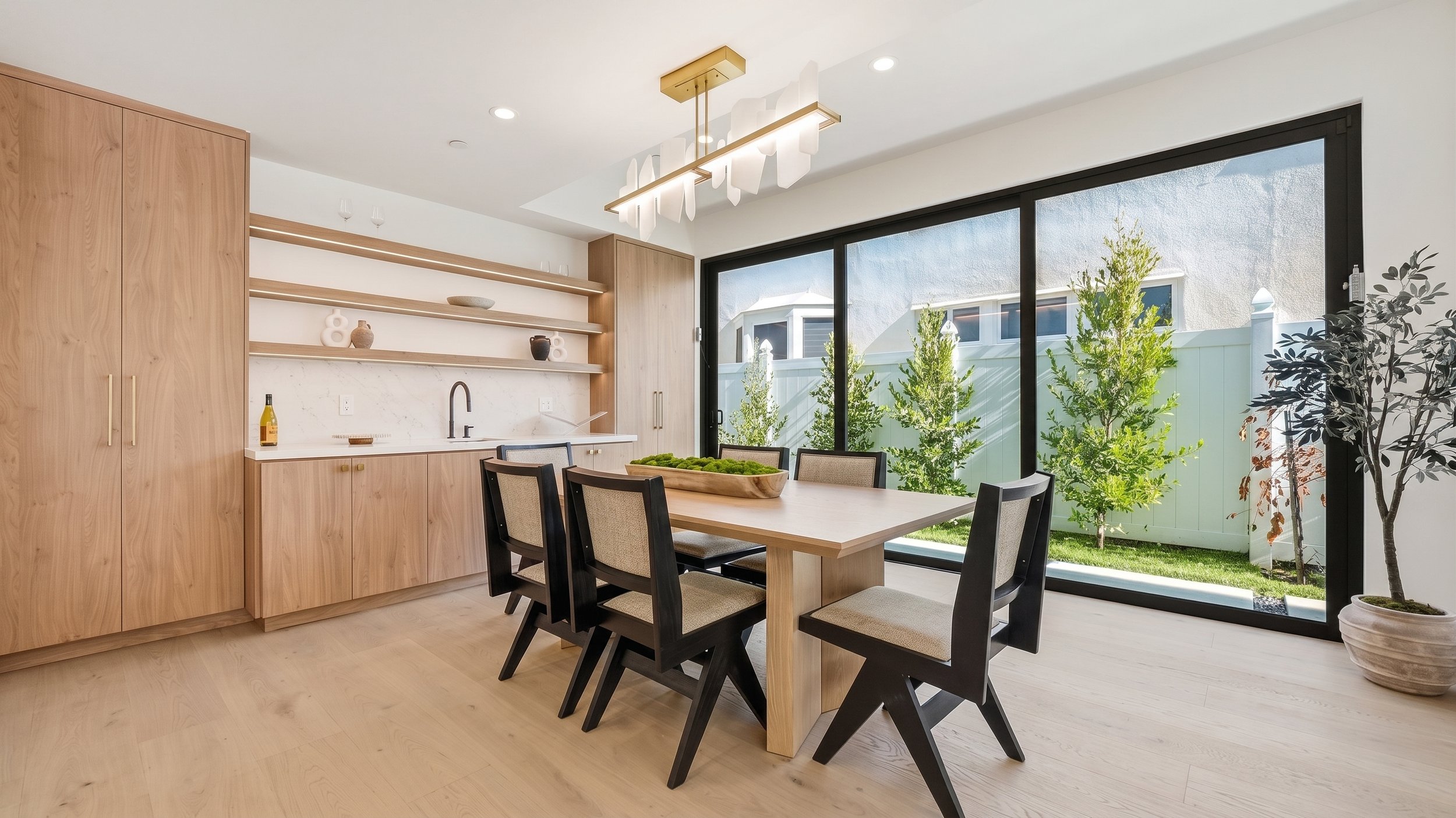 813 N Genesee Ave_kitchen (4).jpg