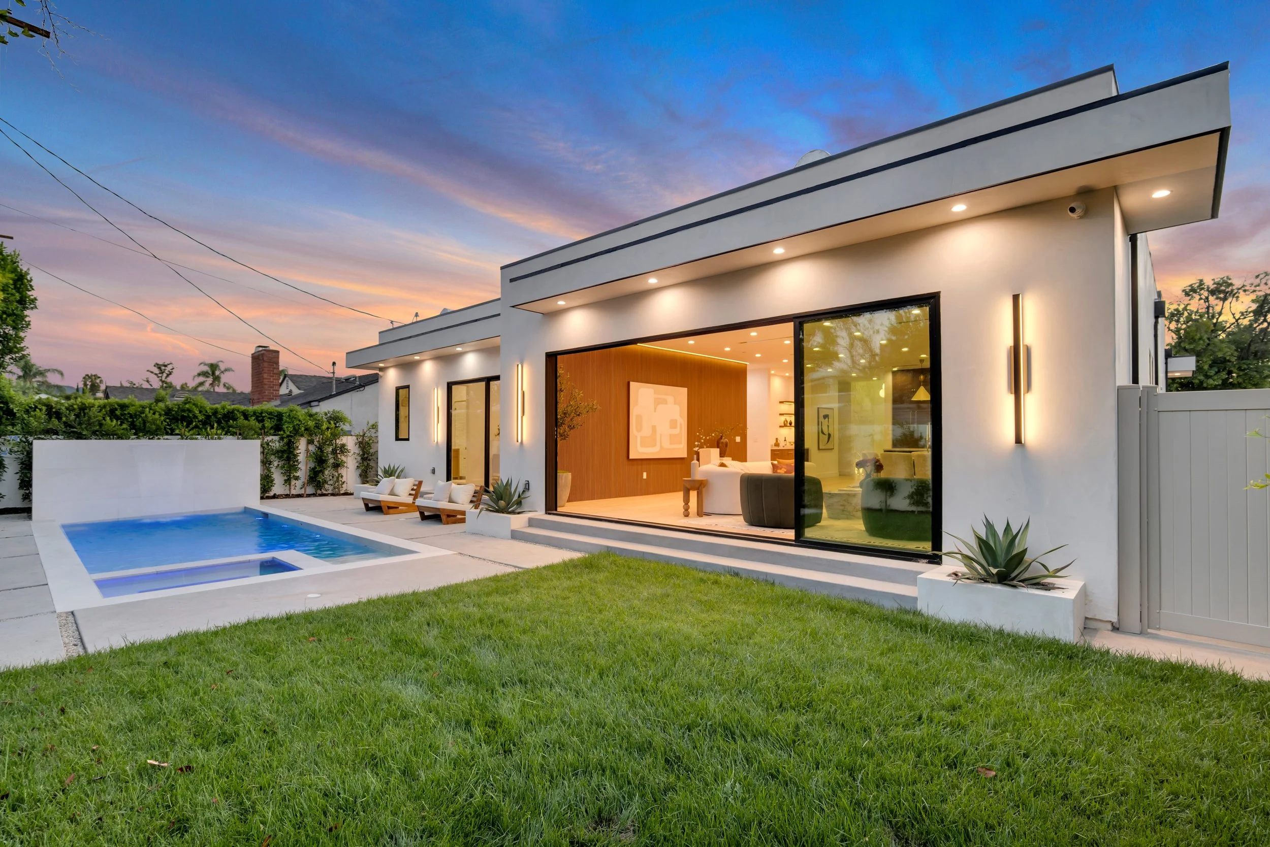 5814 Graves Ave-HsHProd-1003.jpg