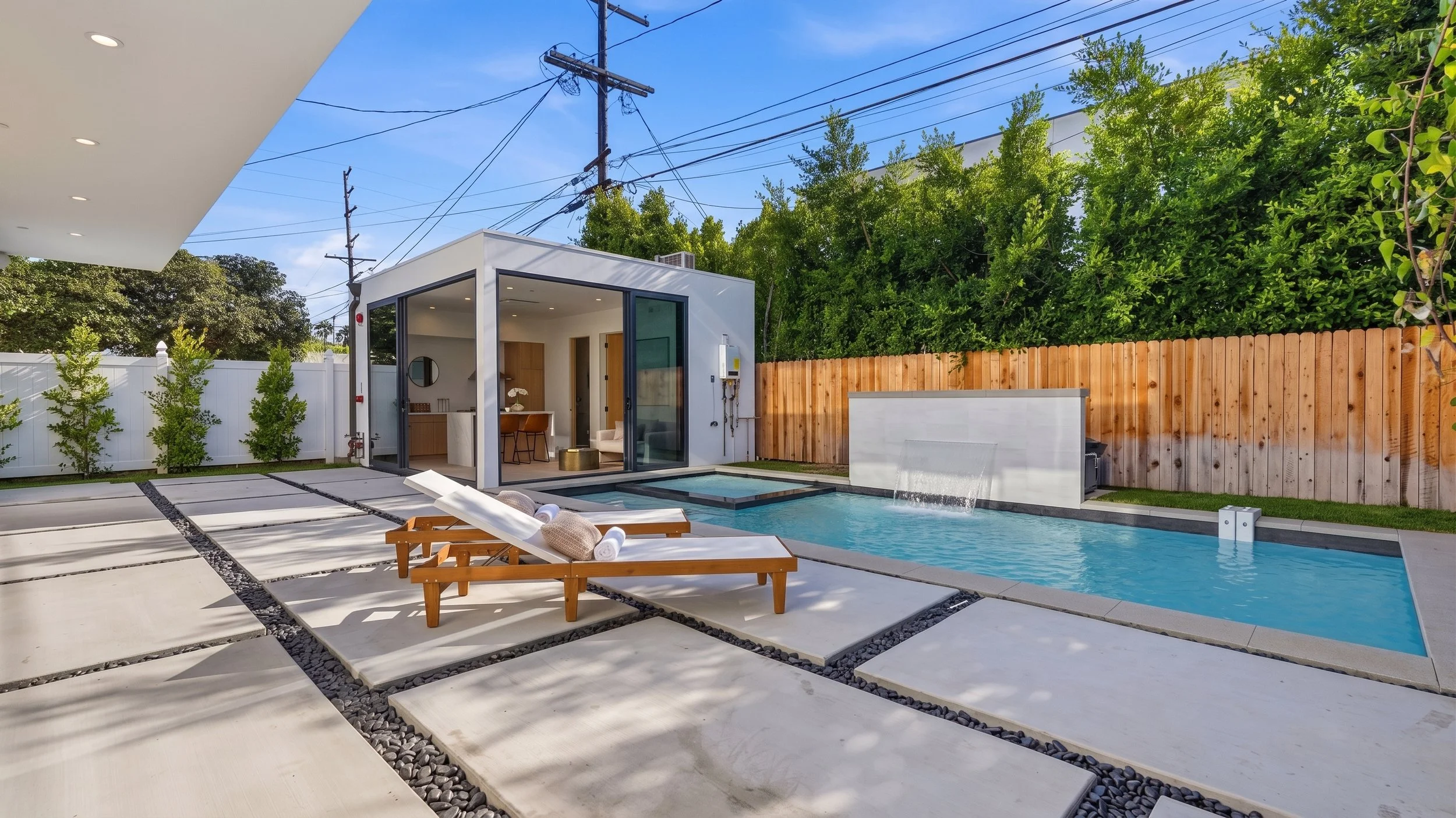 813 N Genesee Ave_Swimming pool (3).jpg