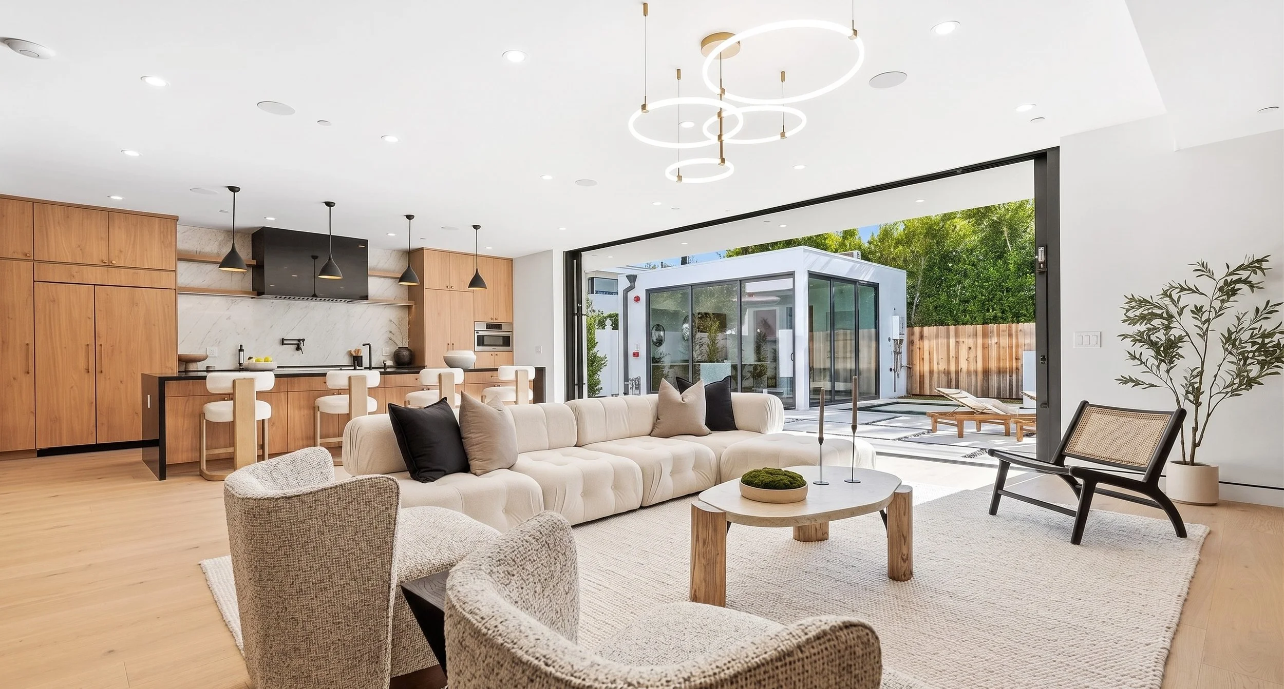 813 N Genesee Ave_living room (4).jpg