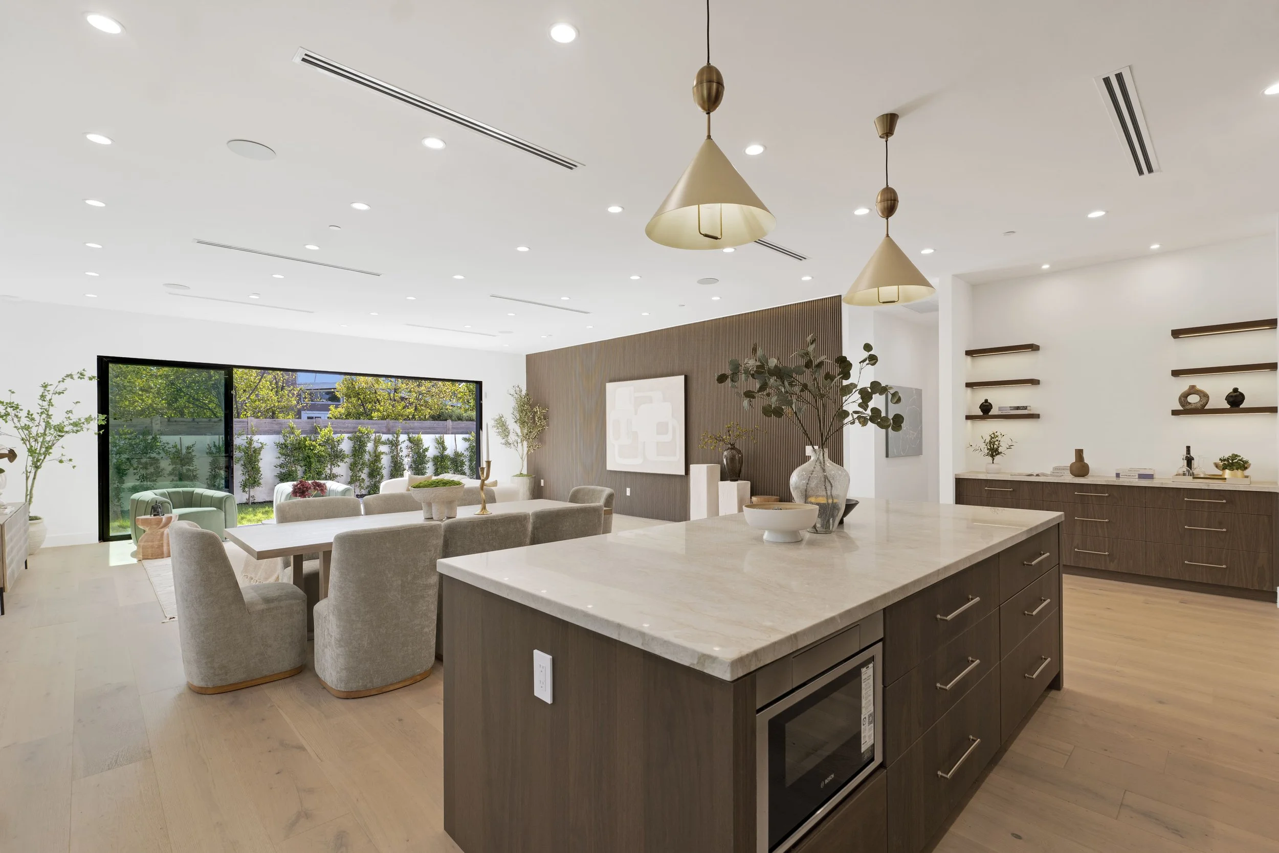 5814 Graves Ave, Encino -HsHProd-38.jpg