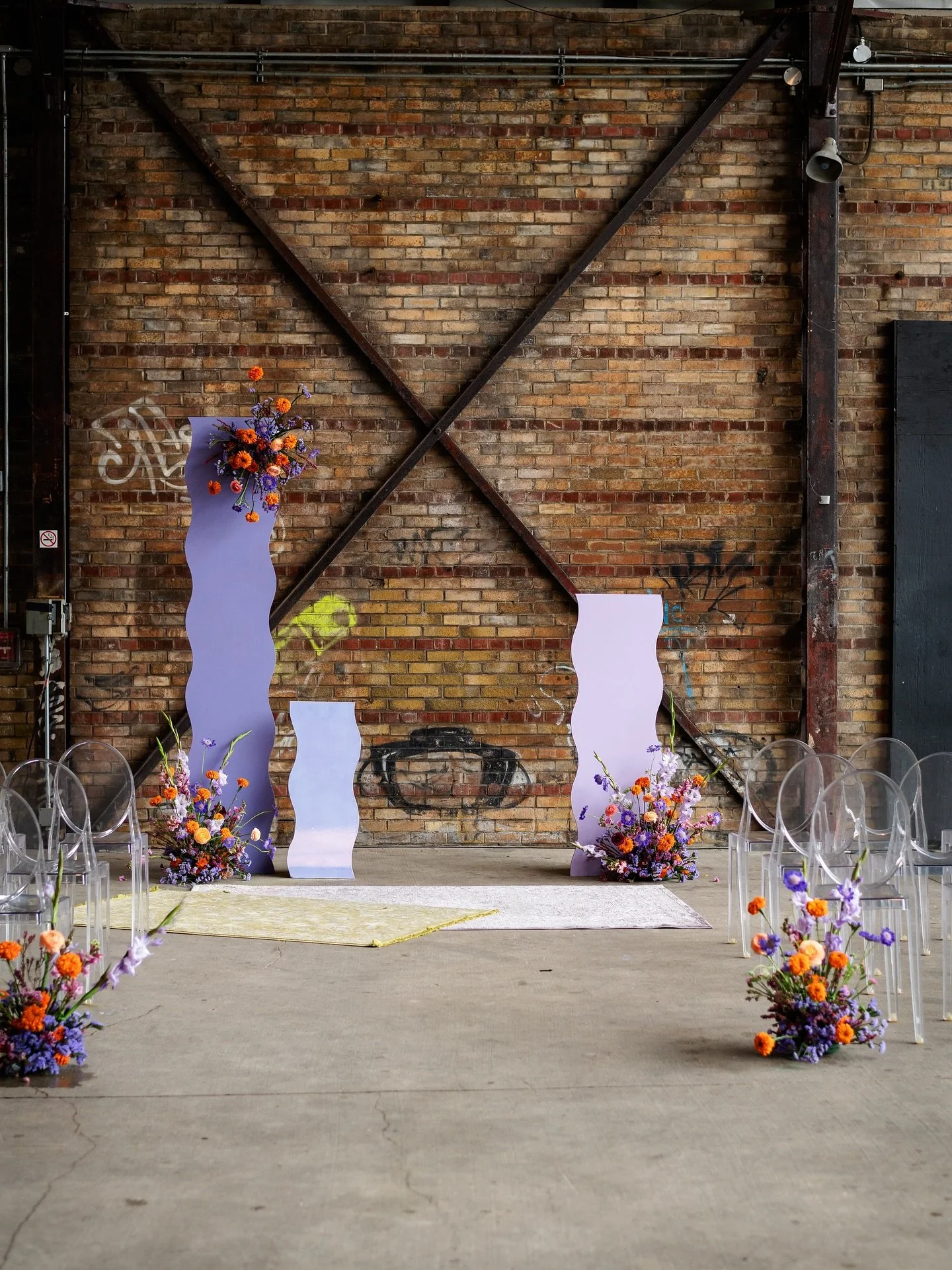 Graphic designer goes event designer: A moment of appreciation for the first event that I designed! (And I&rsquo;m not talking about just the signage 👀)💜🧡💚

From the backdrop, to the signage, to the furniture rentals, I had an amazing time puttin