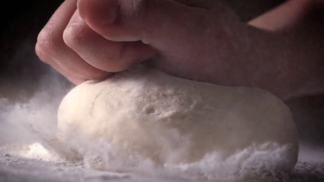 Path-Creative-Pizza-Video.gif