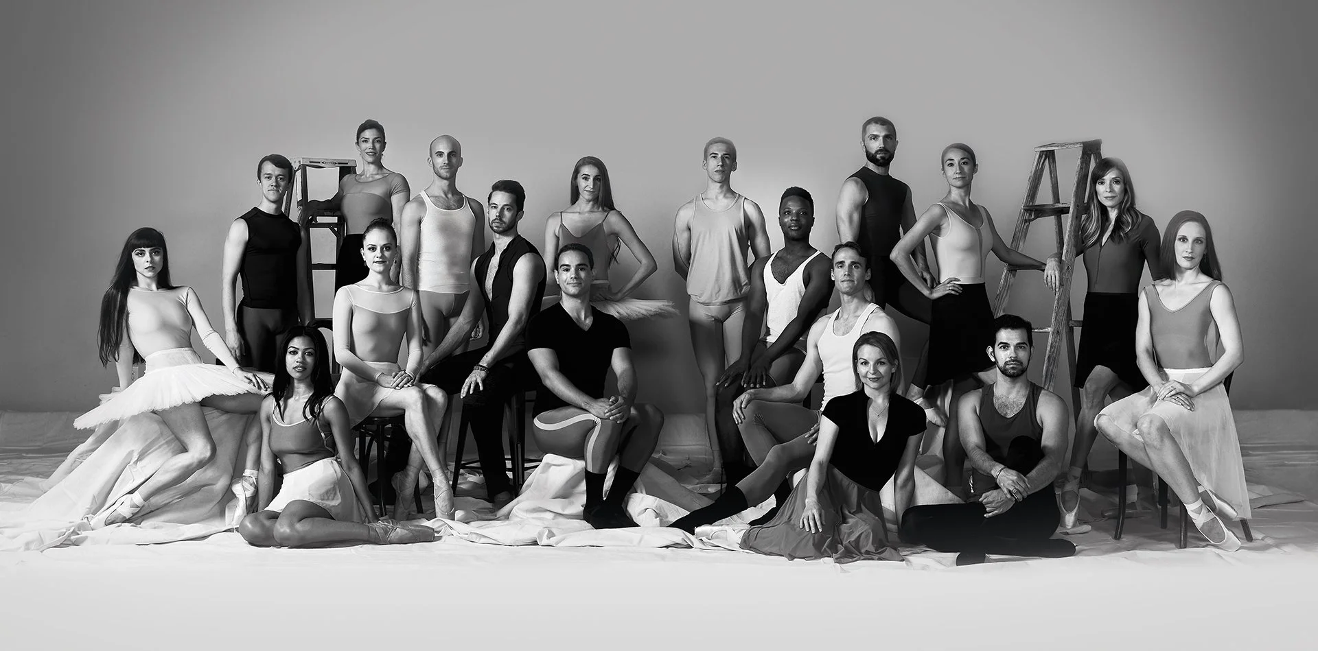 French Fox Design: Ballet Austin, 2017/18 Season Black & White Photo of Company