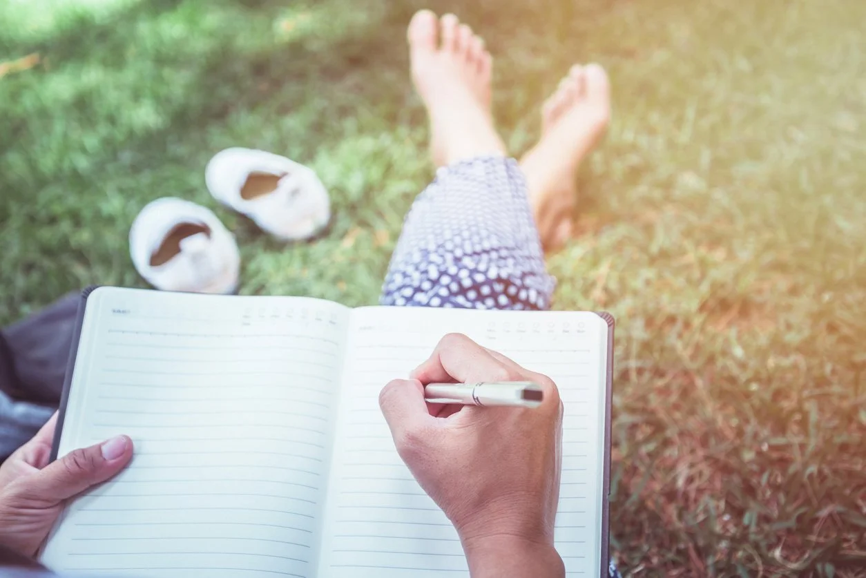 20: Akashic Records, A Compass Within, HER Newsletter Roundup, Personal Stories from Monica