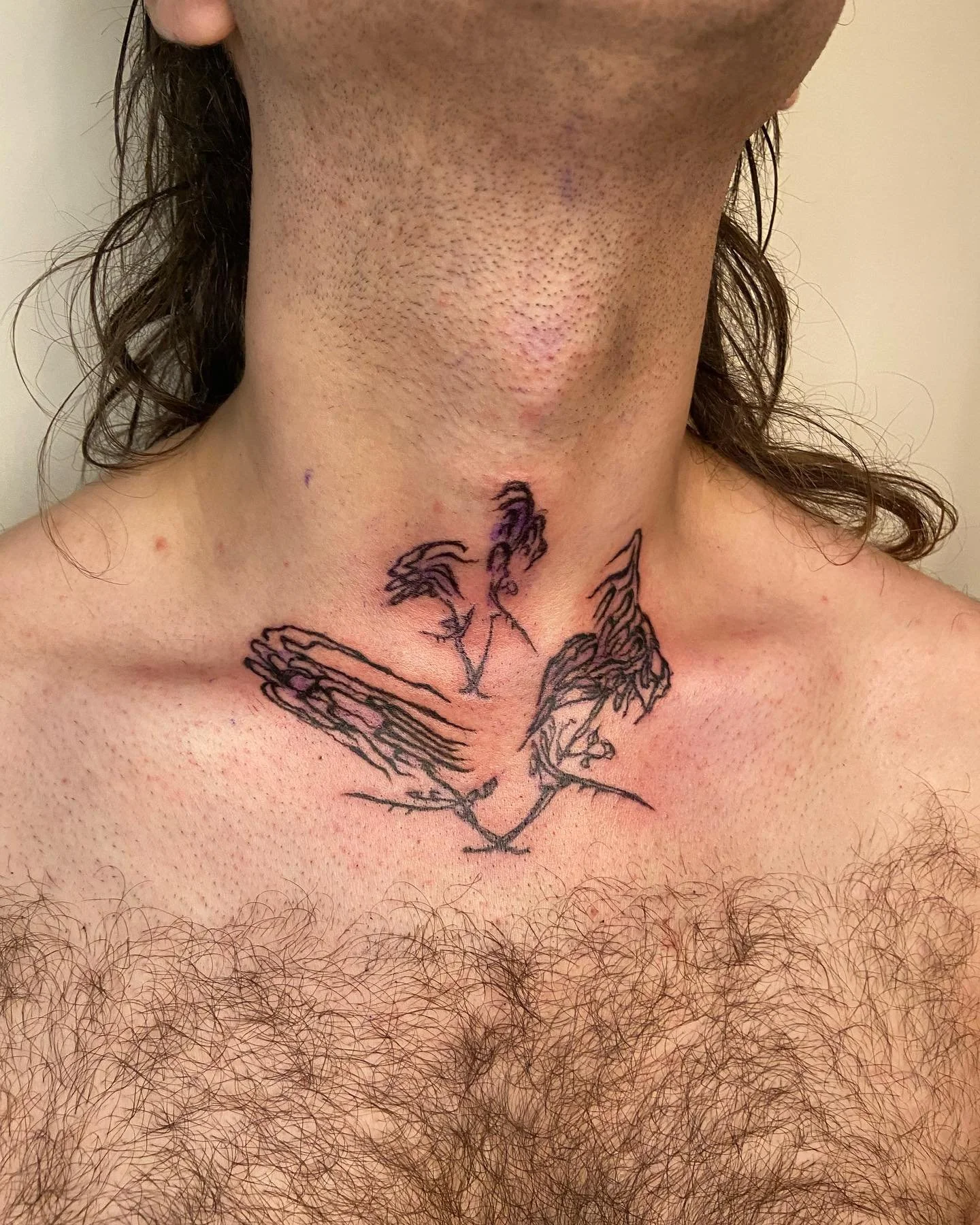 Flowers flash for cam 💐 thank you !! 
.
.
.
.
.
.
.
.
.
#queertattooartist #mtltattoo #flowertattoo #abstraction #distort #lineworktattoo #qttr